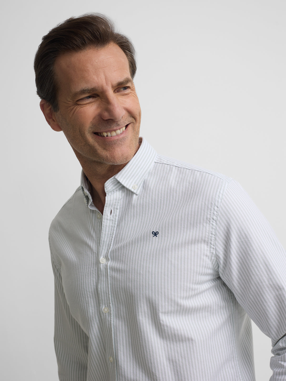 Camisa sport oxford riscas verde claro
