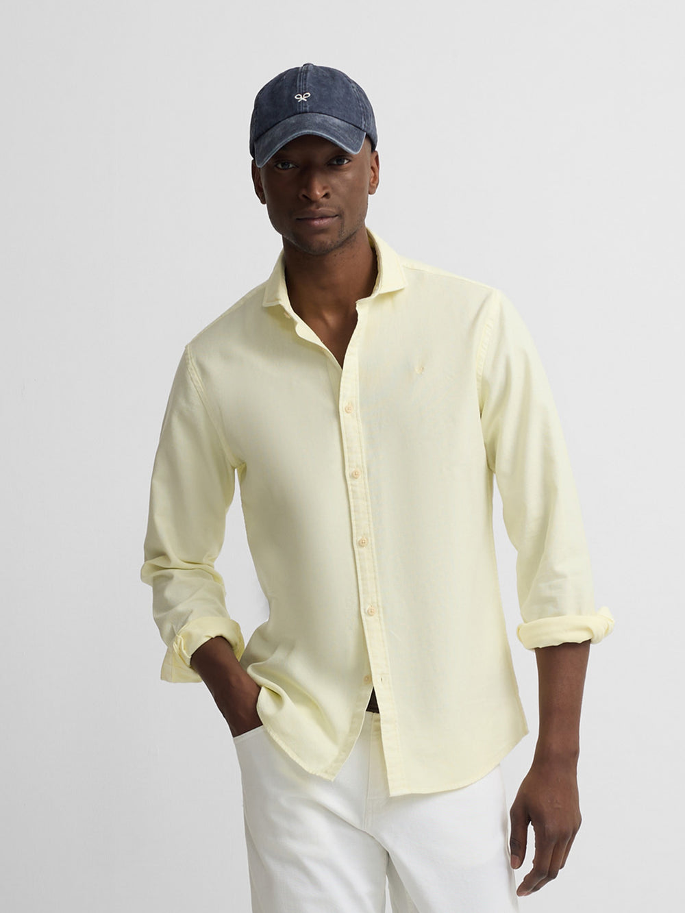 Navy blue cap with embroidered rackets