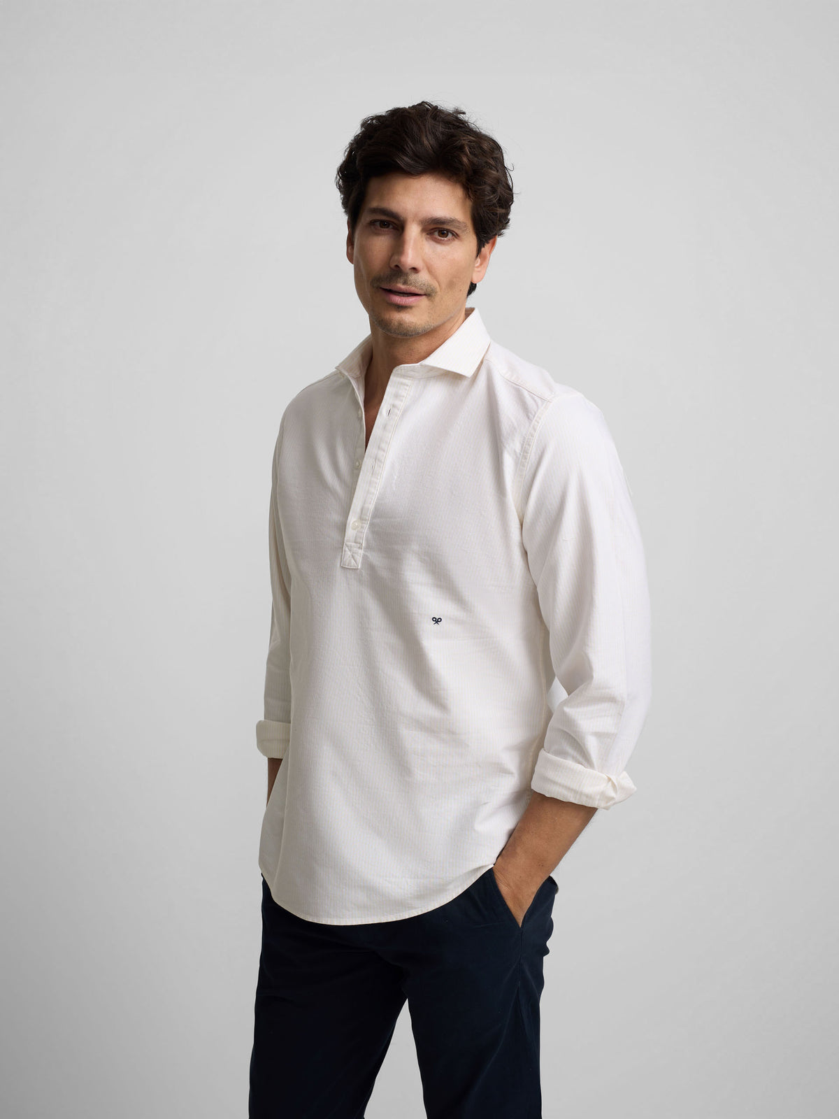 Polo desportivo oxford riscas amarelas