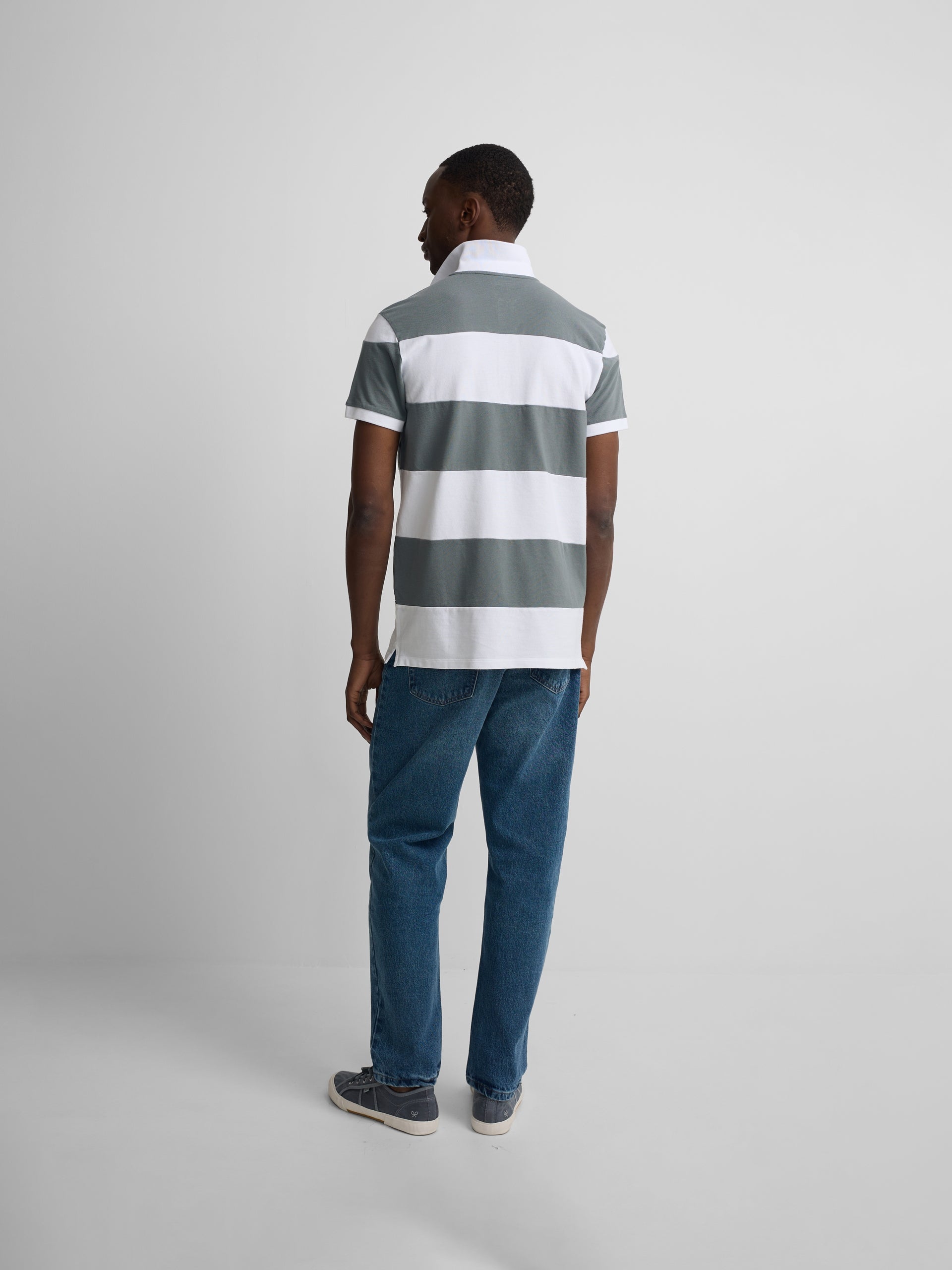 Polo manga corta rayas anchas azul petroleo