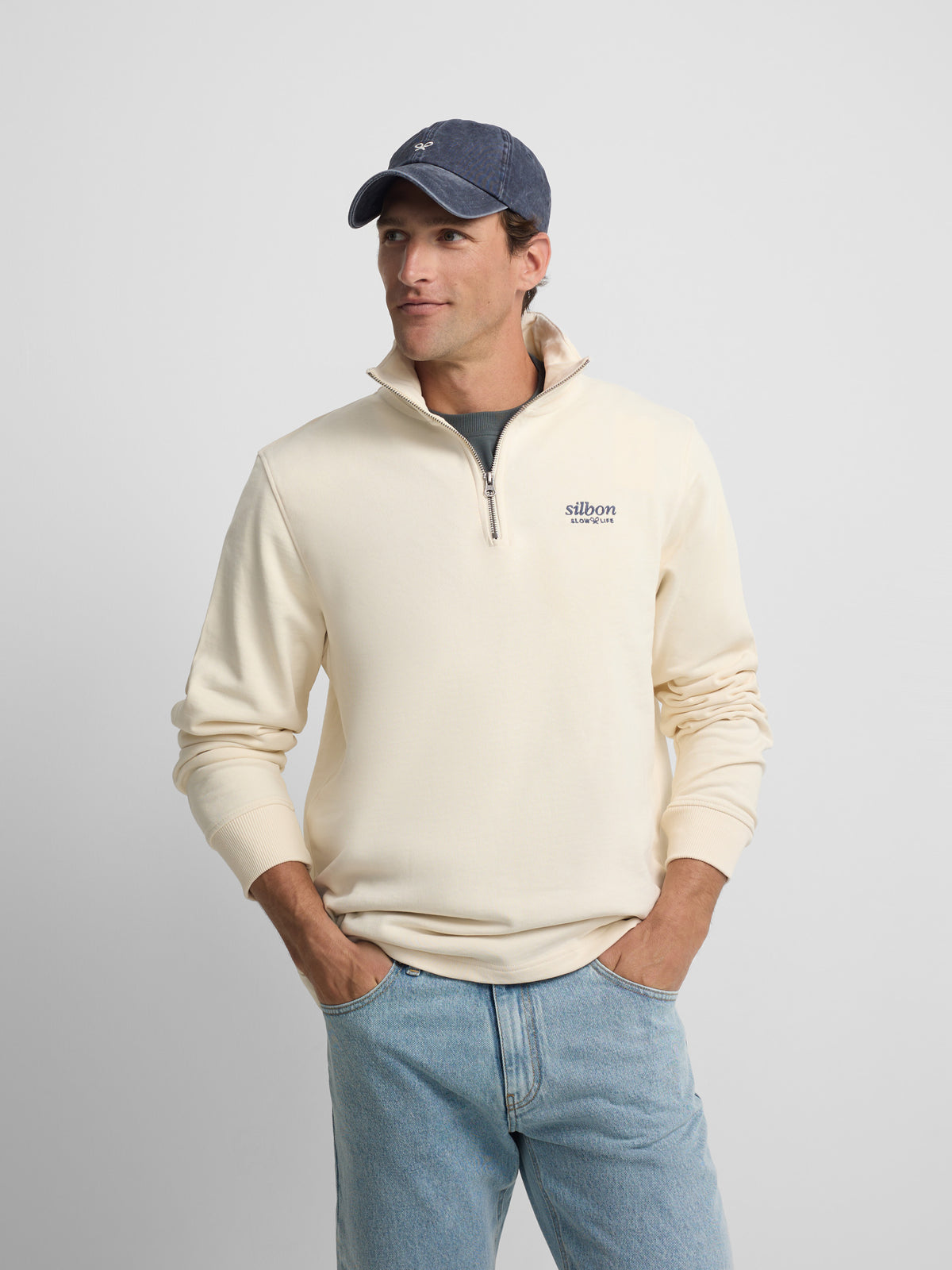 Sweatshirt meia fecho slow life creme