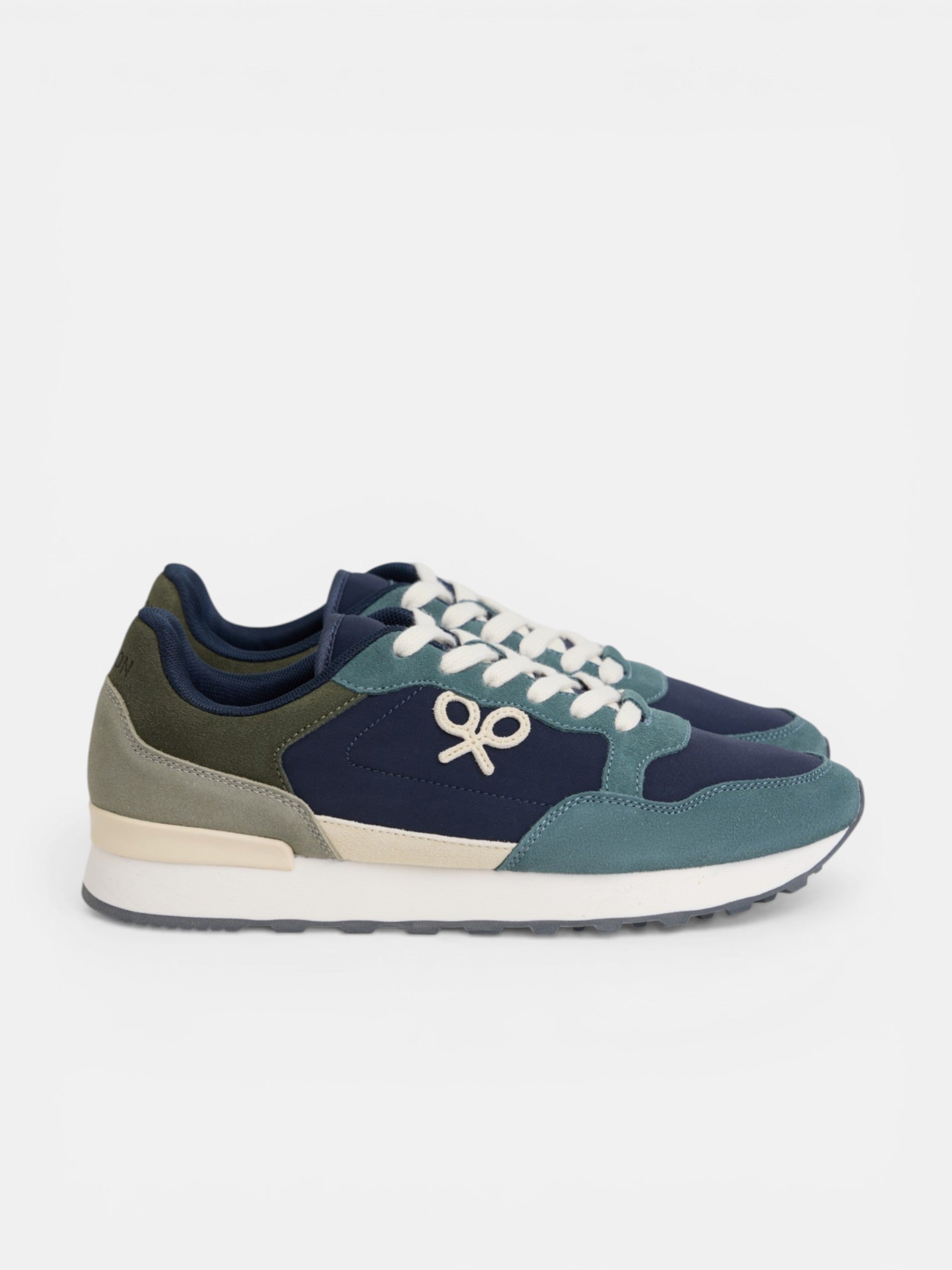 Zapatilla running style azul marino