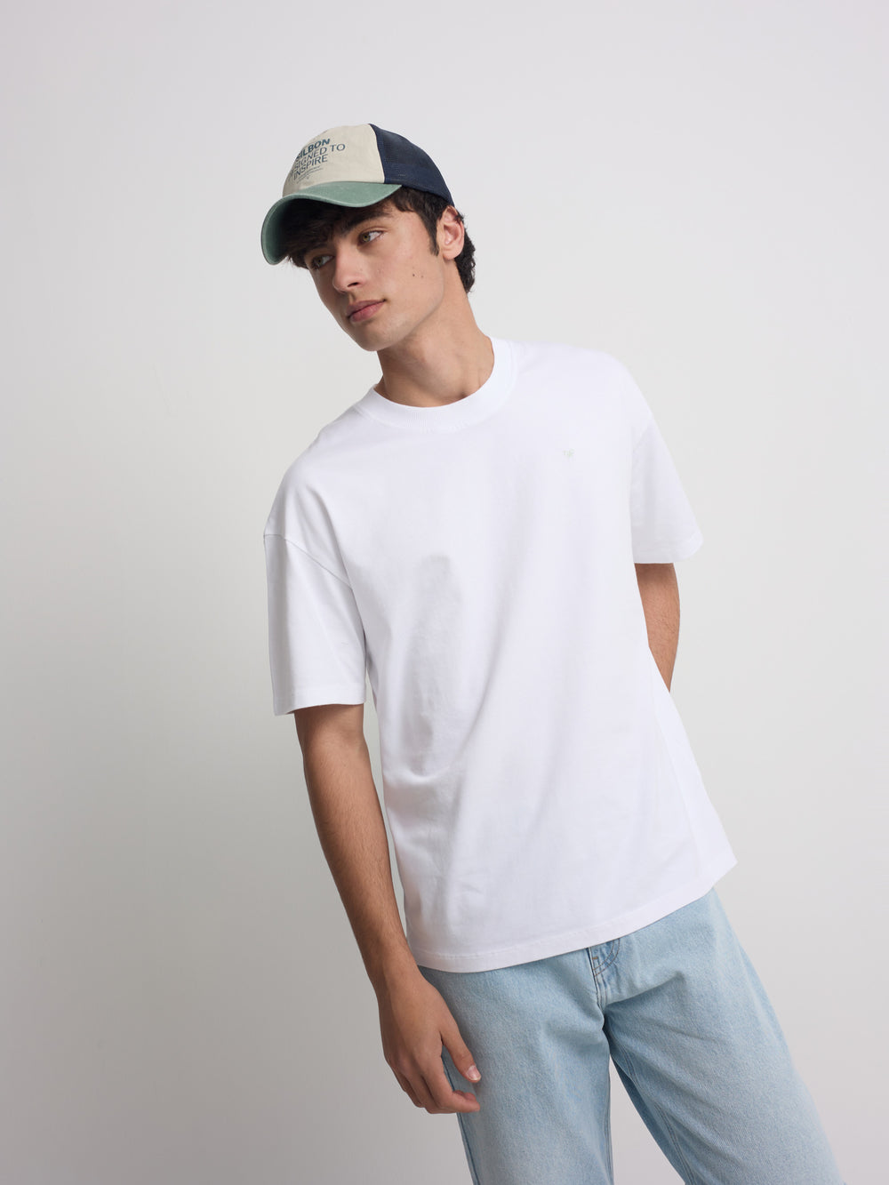 Camiseta relaxed fit surfing plans blanco