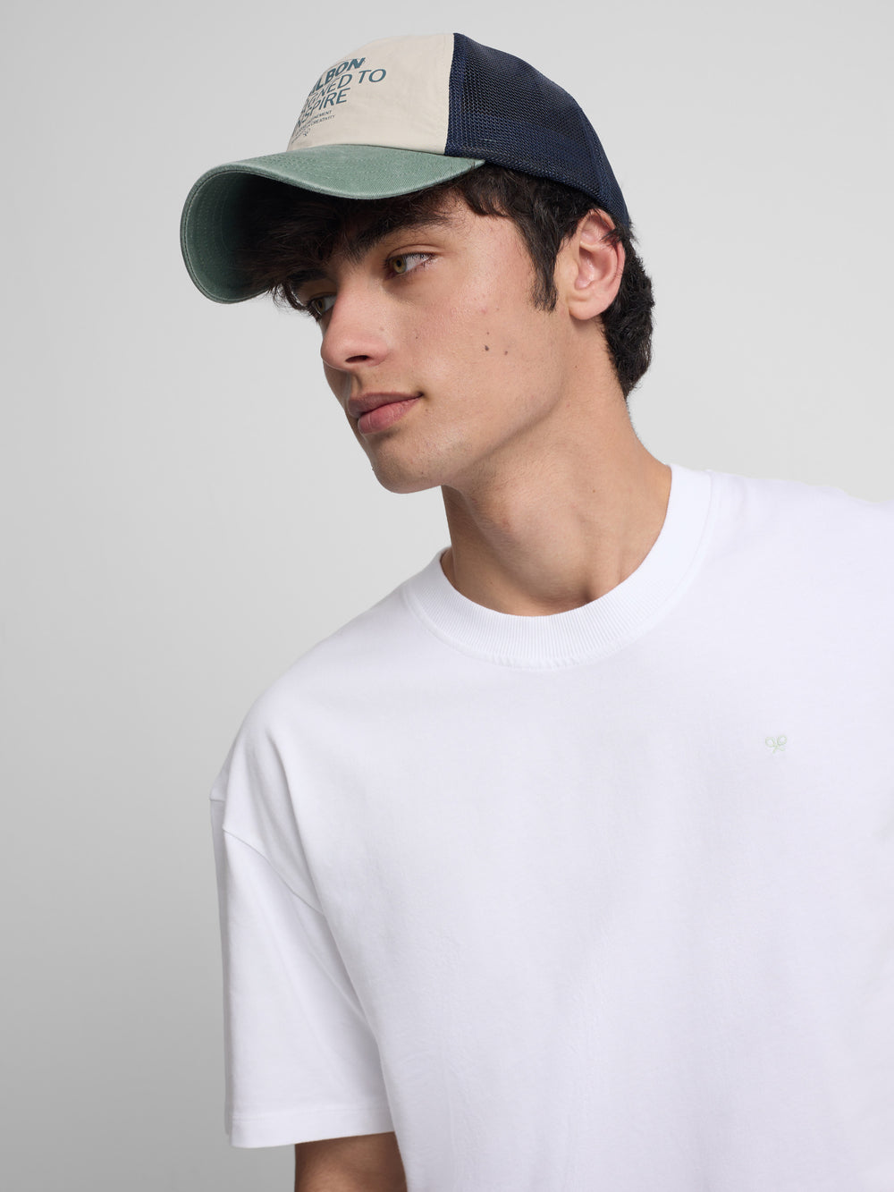 Camiseta relaxed fit surfing plans blanco