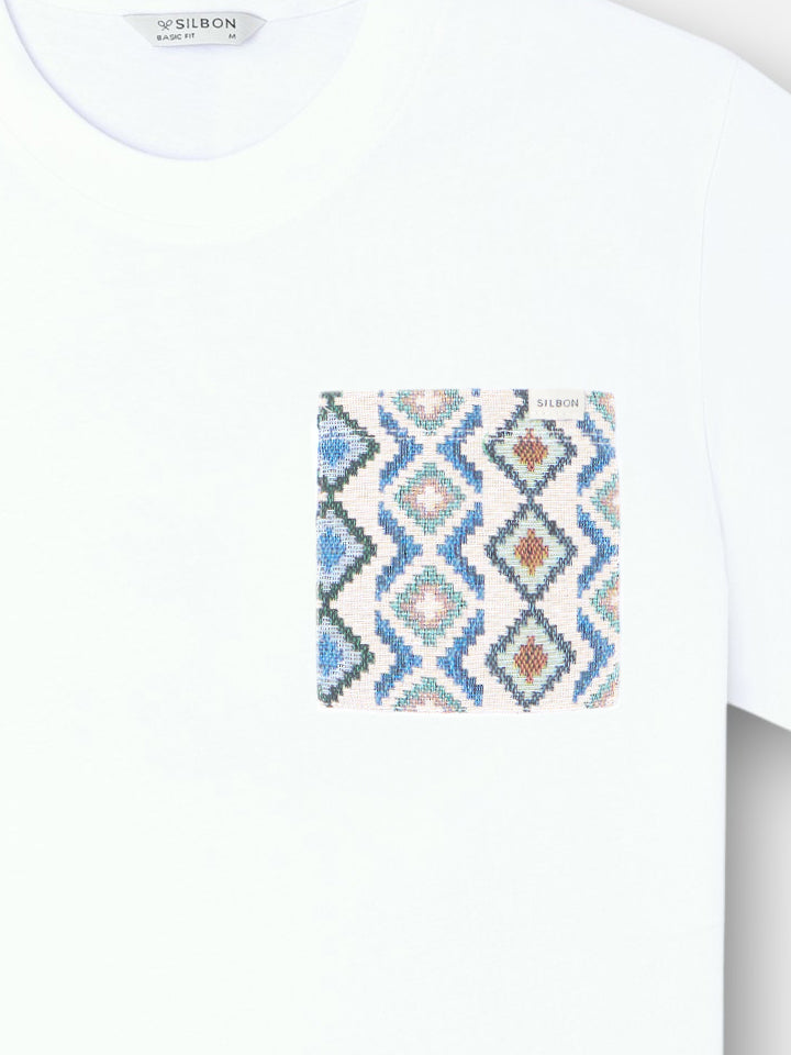 T-shirt bolso étnico branco