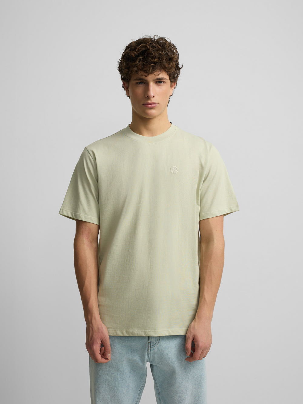 Light green summer games t-shirt