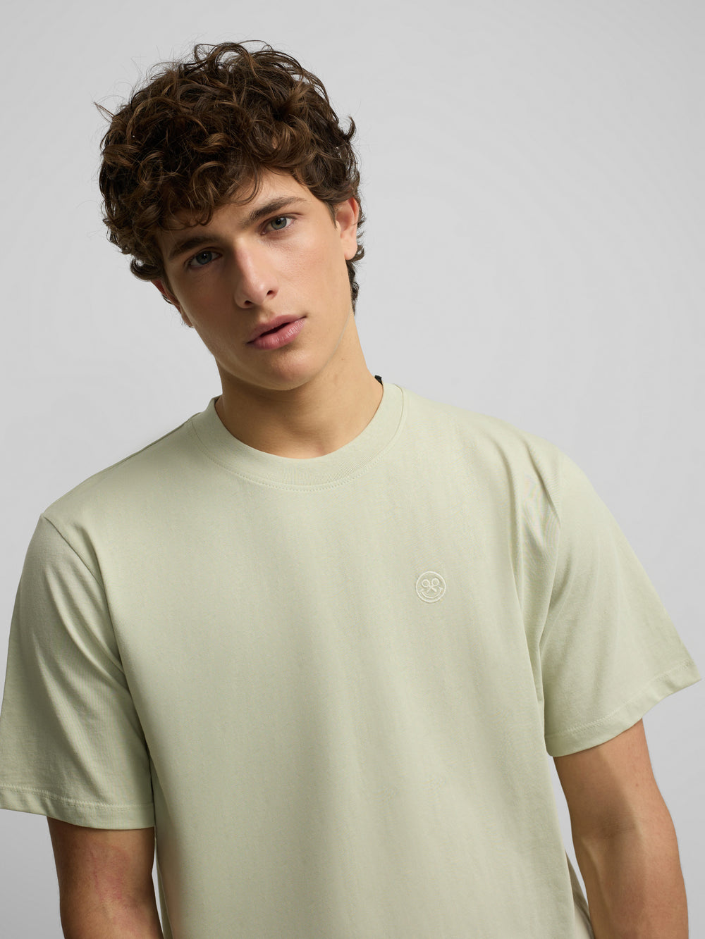 Light green summer games t-shirt