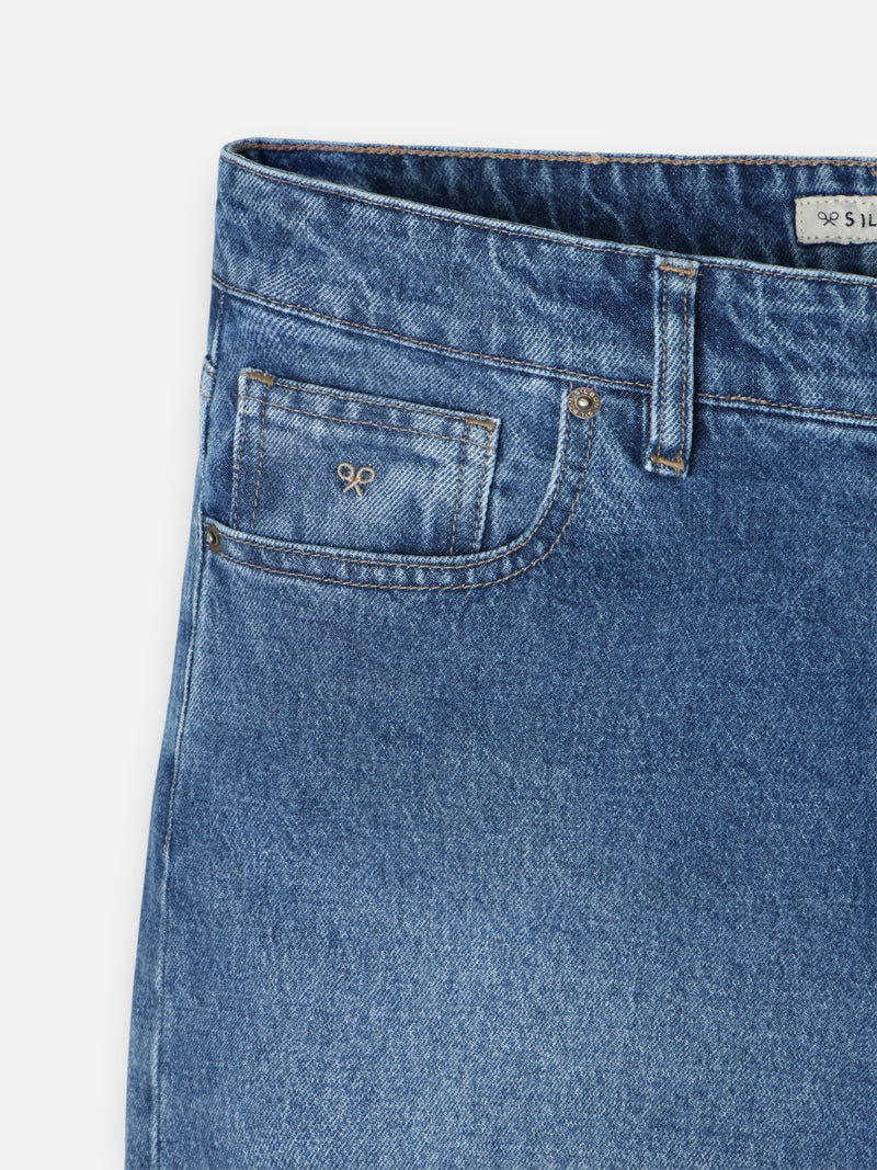 Pantalon de sport en denim bleu foncé coupe fuselée