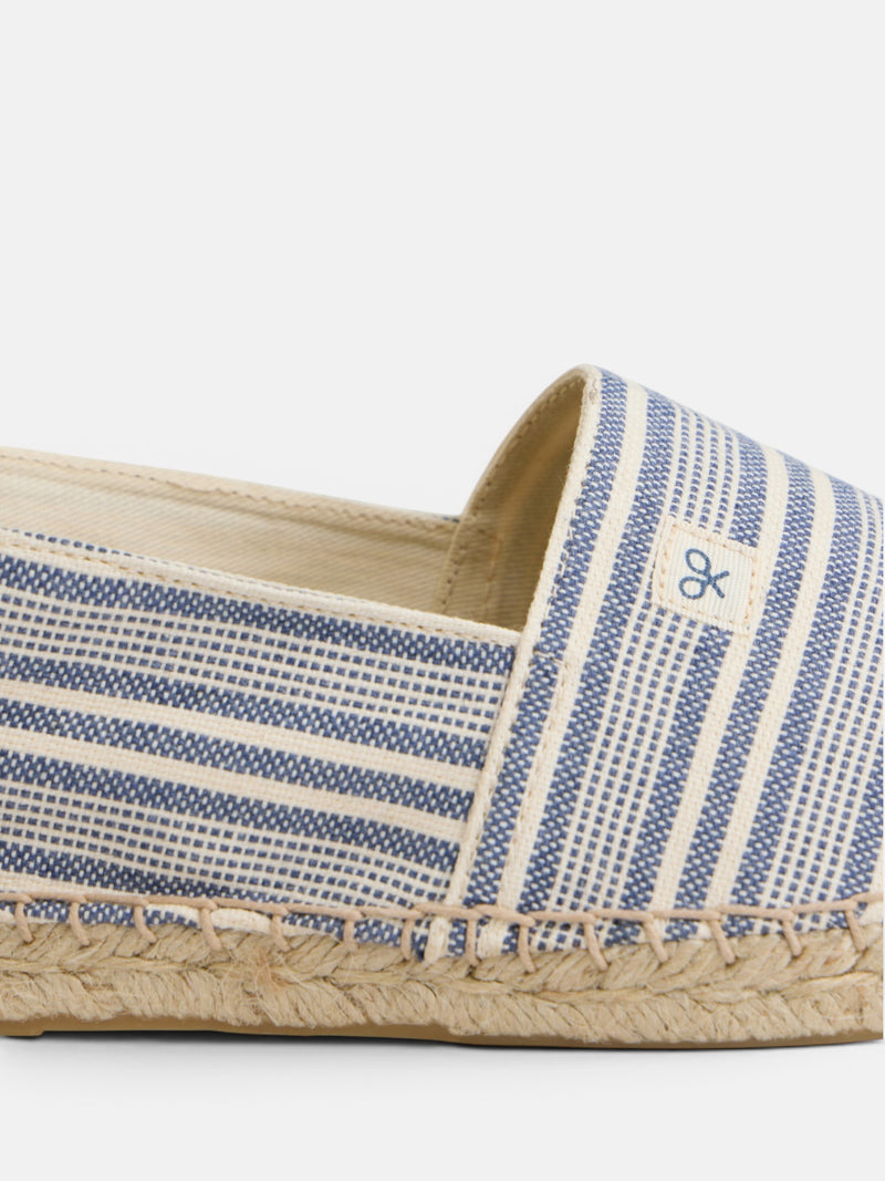 Espadrille à rayures bleues