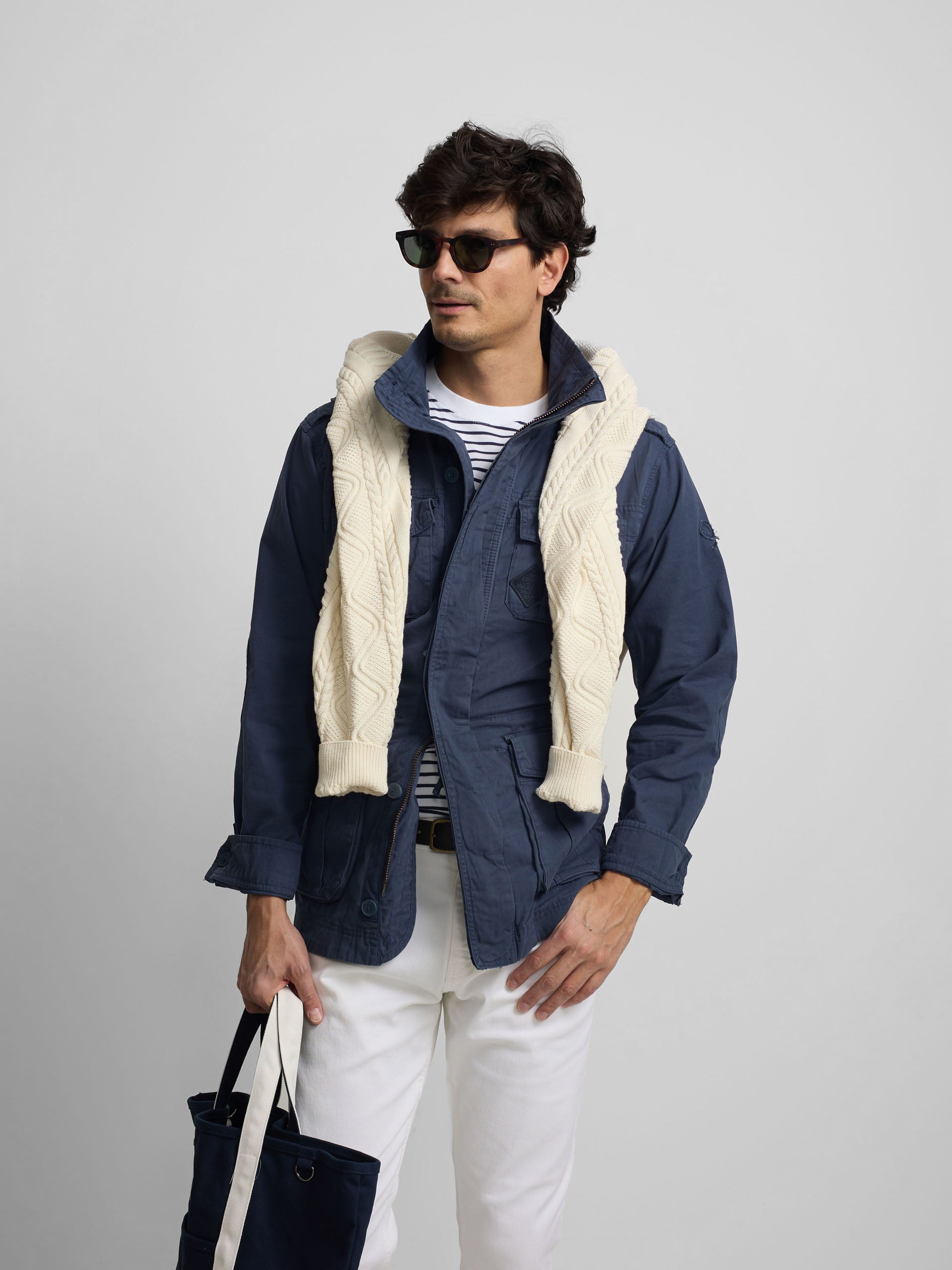 Parka azul-marinho com emblemas