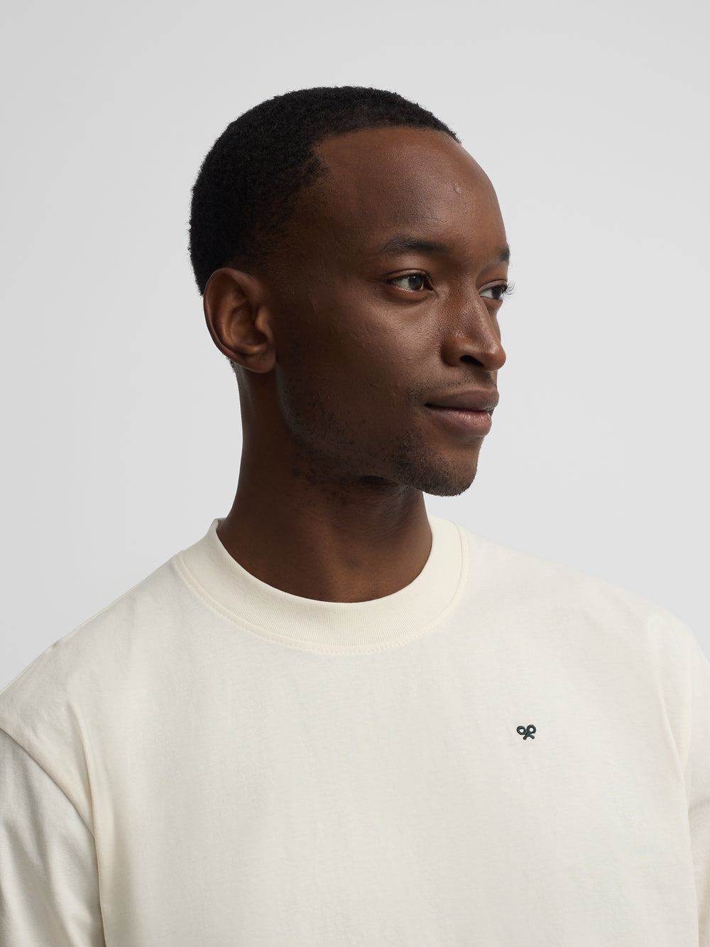 Camiseta special fit silbon plans crema