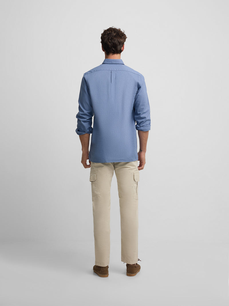 Camisa desportiva de linho azul