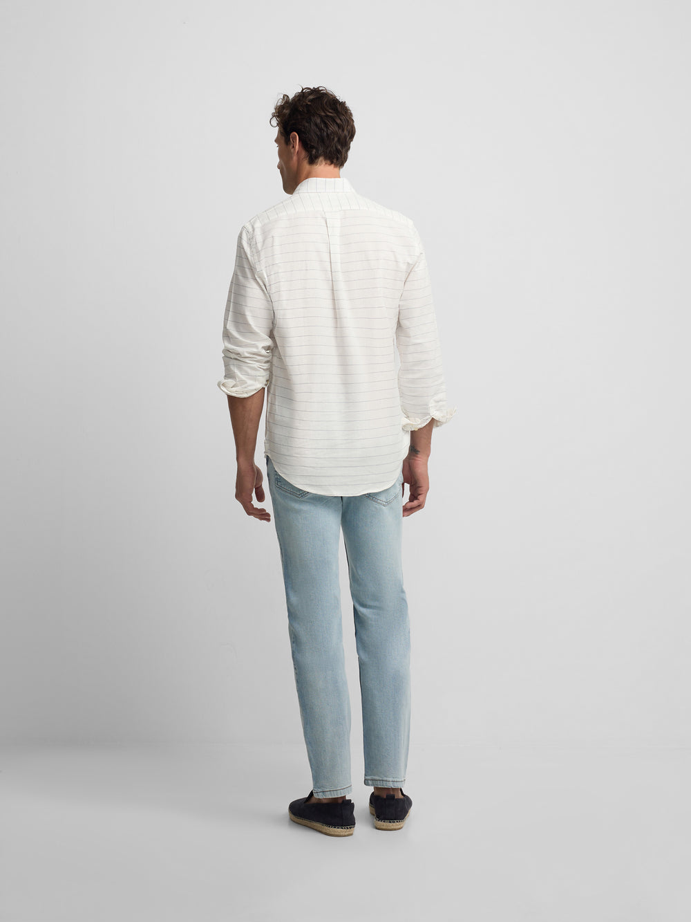 Chemise sport en lin à rayures larges bleues