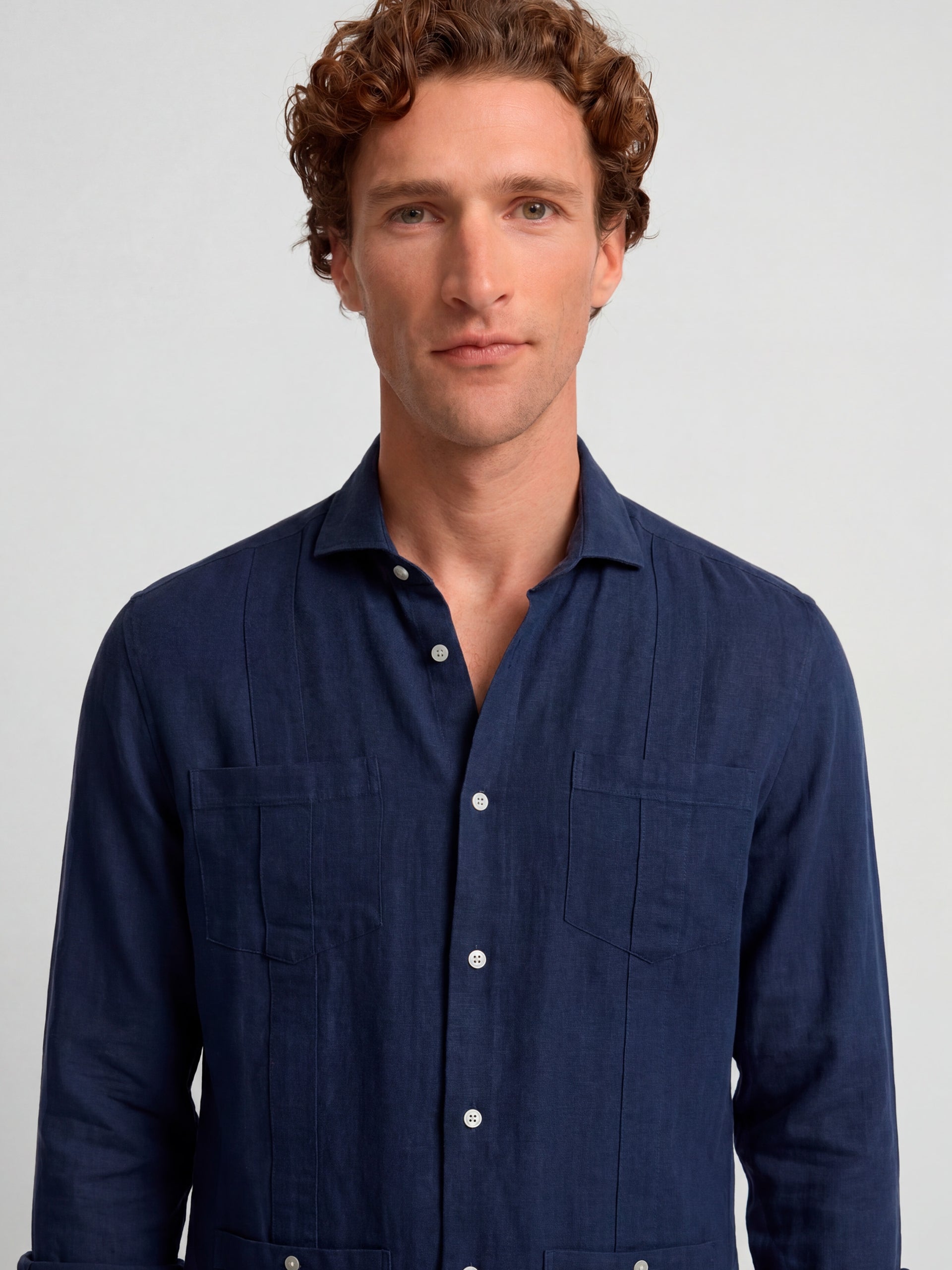 Guayabera sport en lin bleu marine