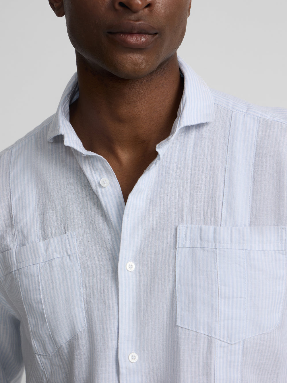 Sport linen guayabera with light blue stripes