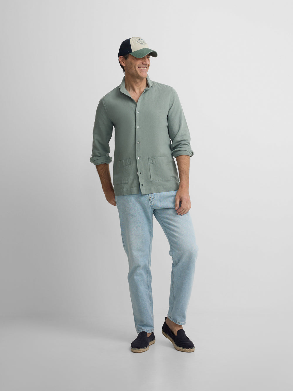 chemise de sport vert moyen à poches