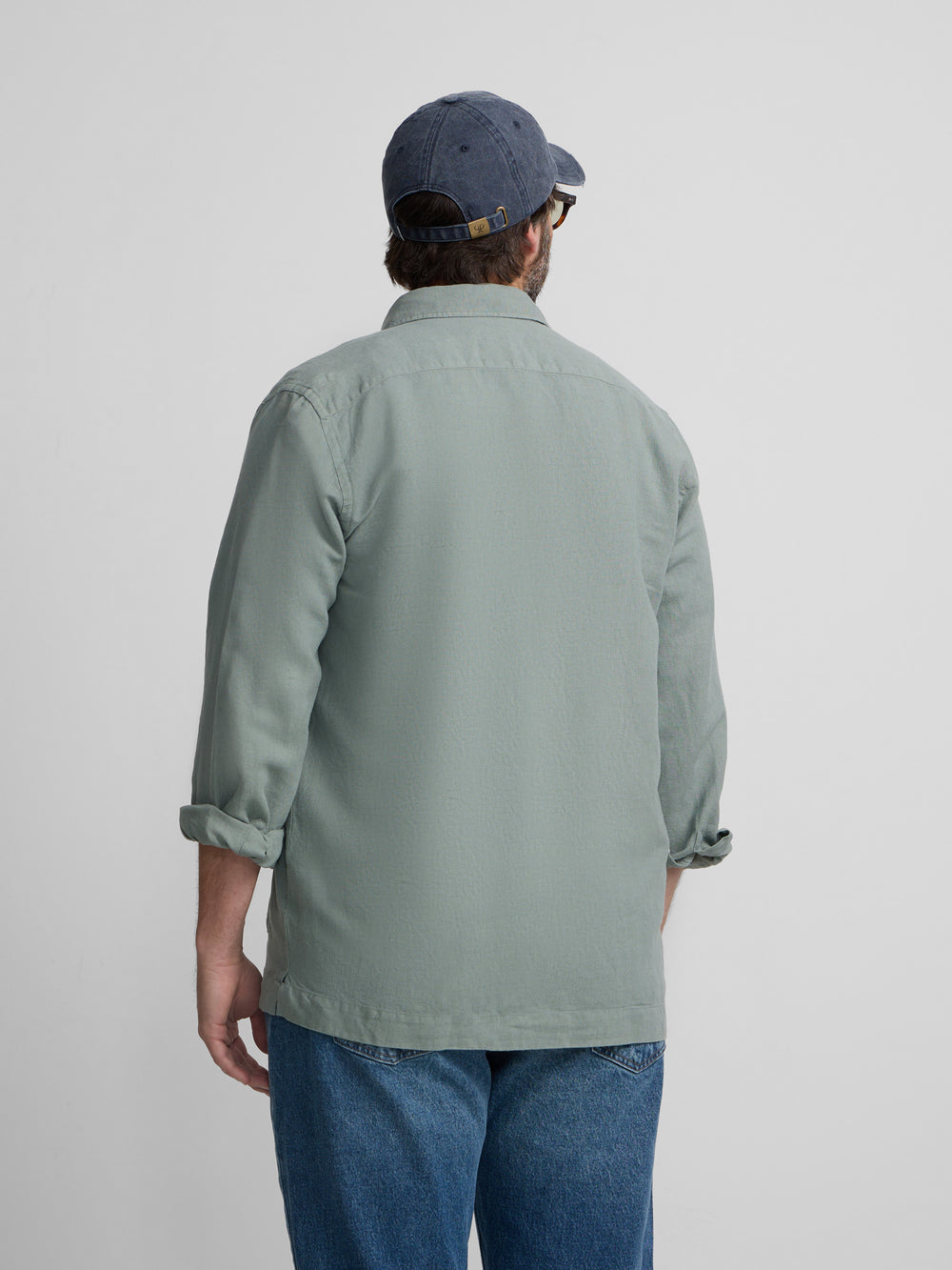 Camisa sport bolsos verde médio