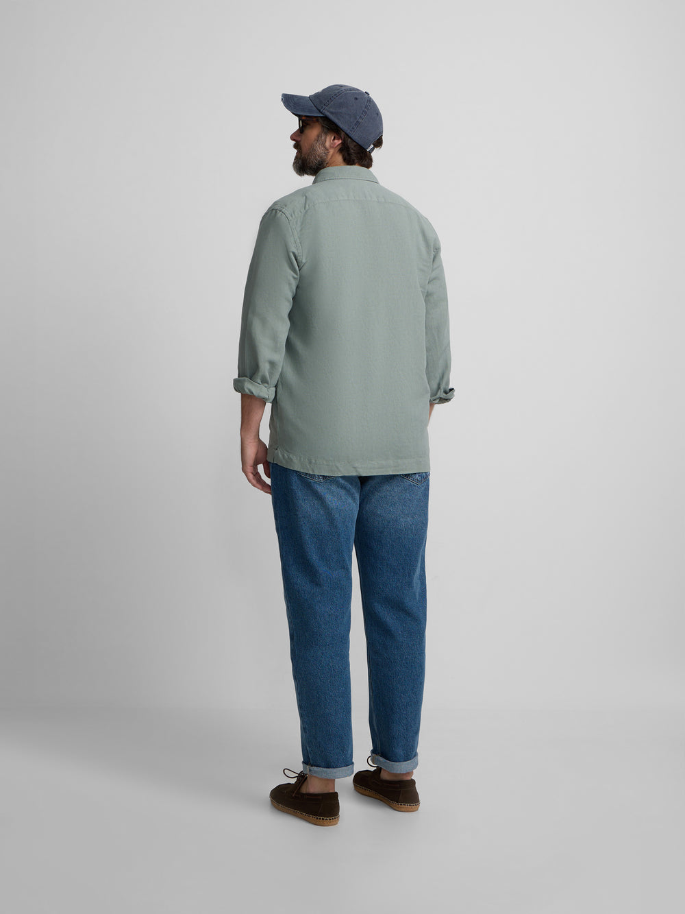 Camisa sport bolsos verde médio