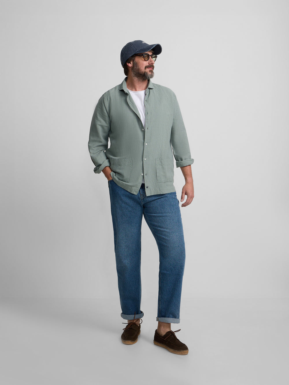 Camisa sport bolsos verde médio