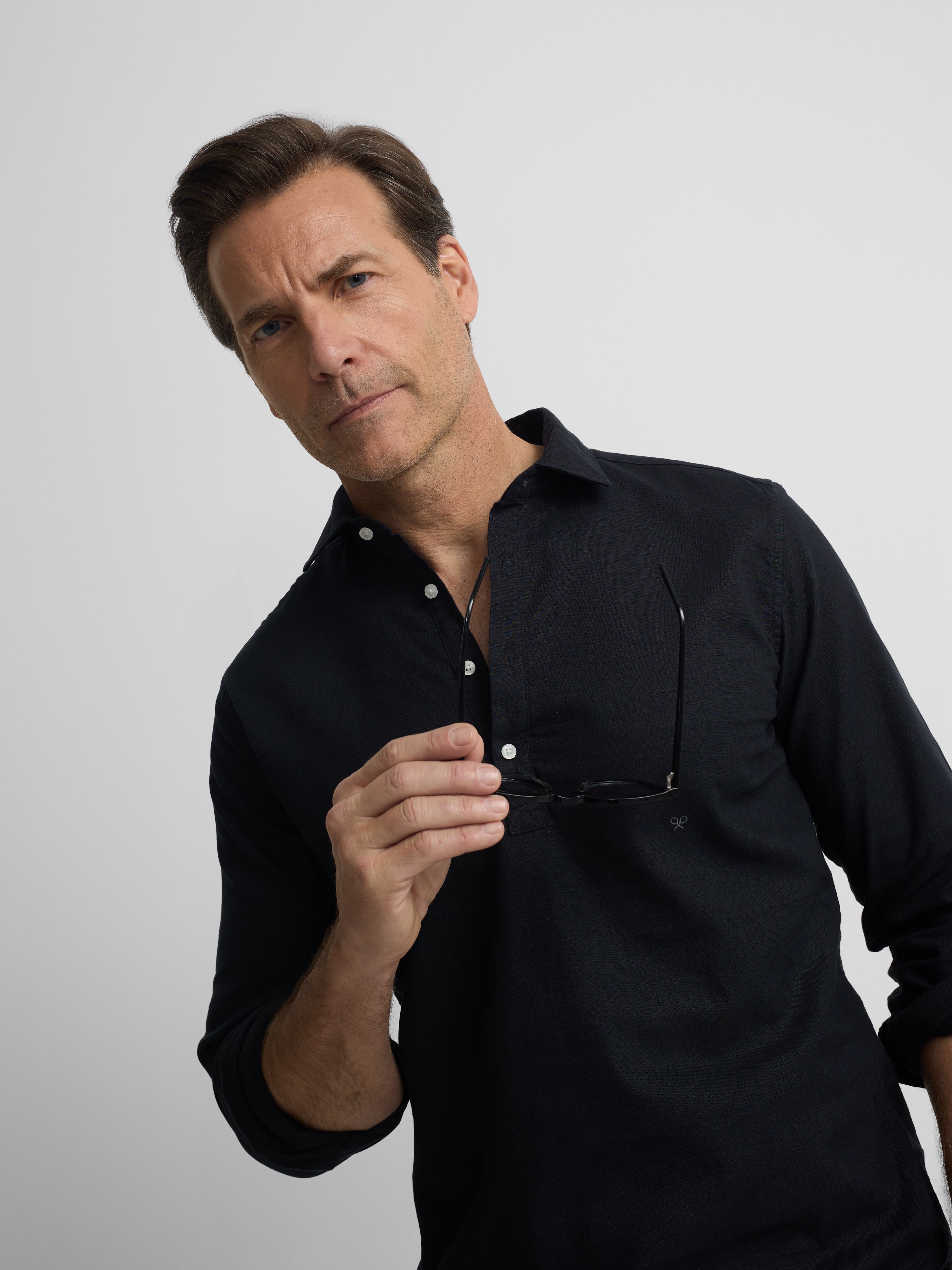 Polo sport en lin noir