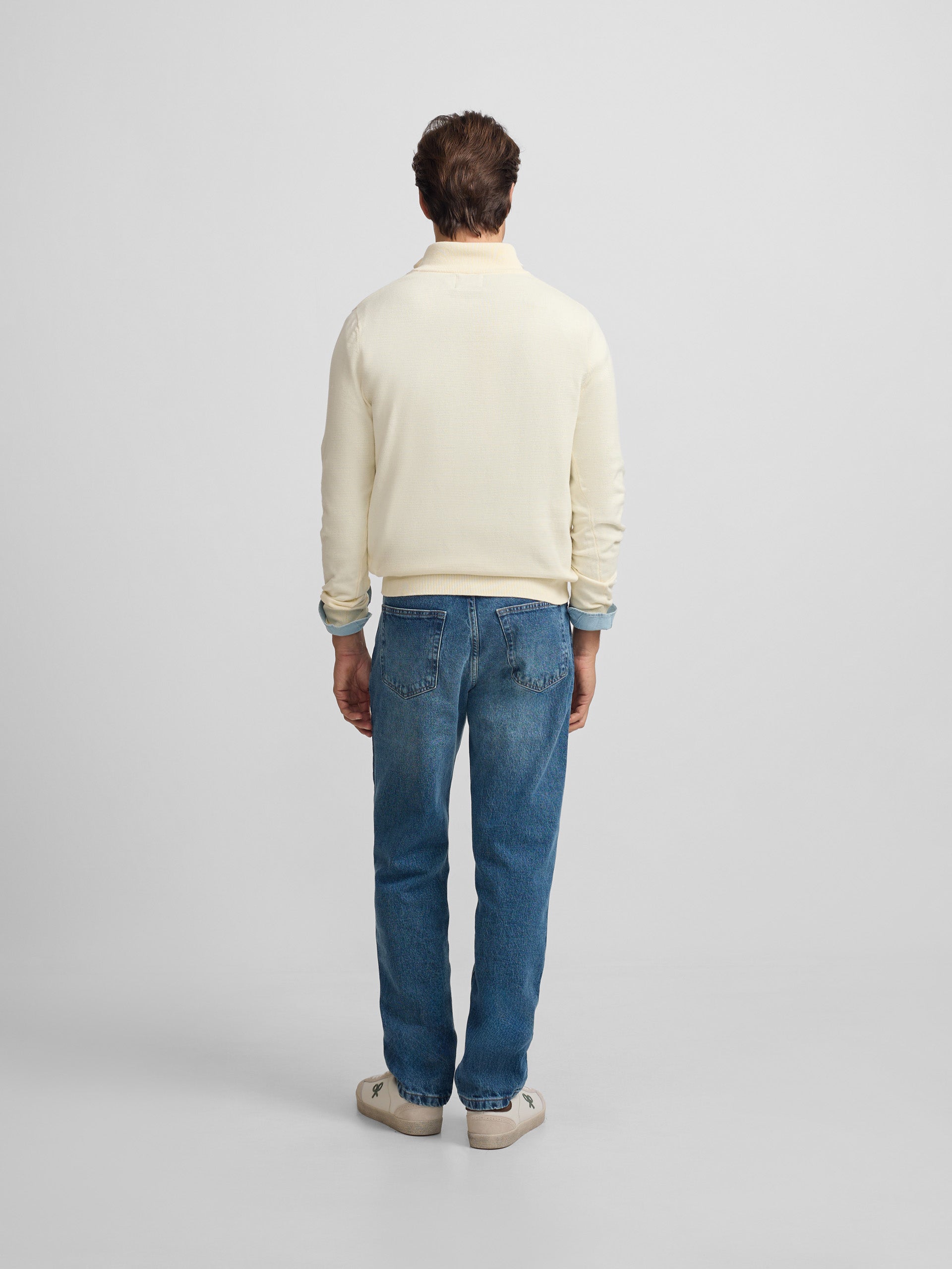 Camisola lisa com fecho de meio comprimento creme