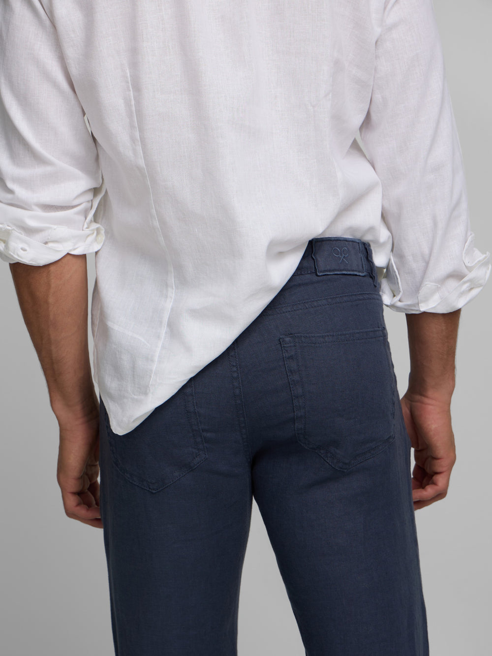Pantalon sport cinq poches en lin bleu indigo