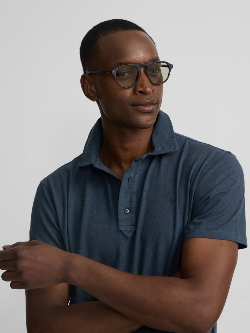 Polo de linho com carcela longa azul-marinho