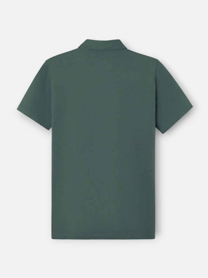 Short-sleeved polo with embossed green logo