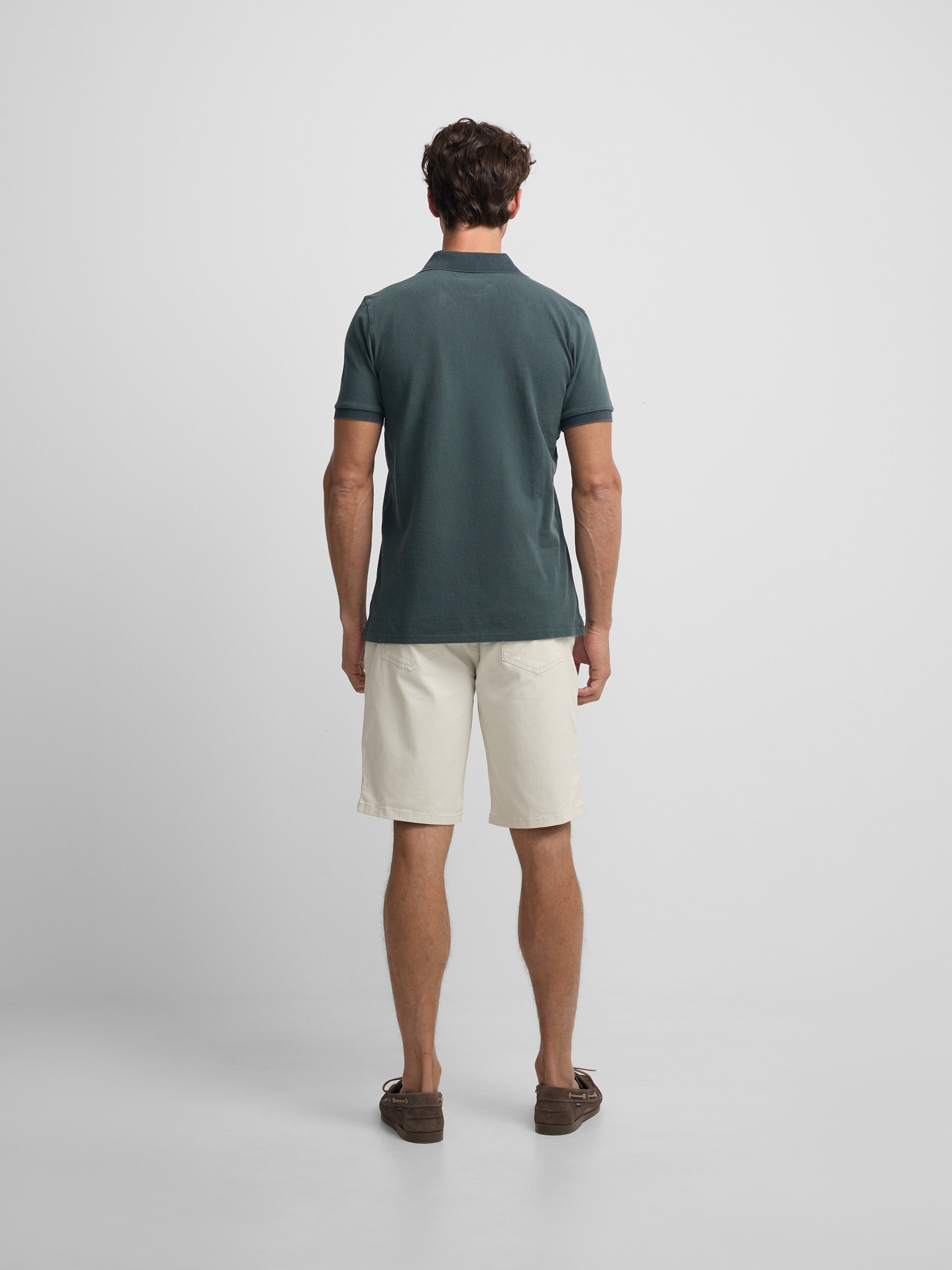 Polo clasico garment dye verde oscuro