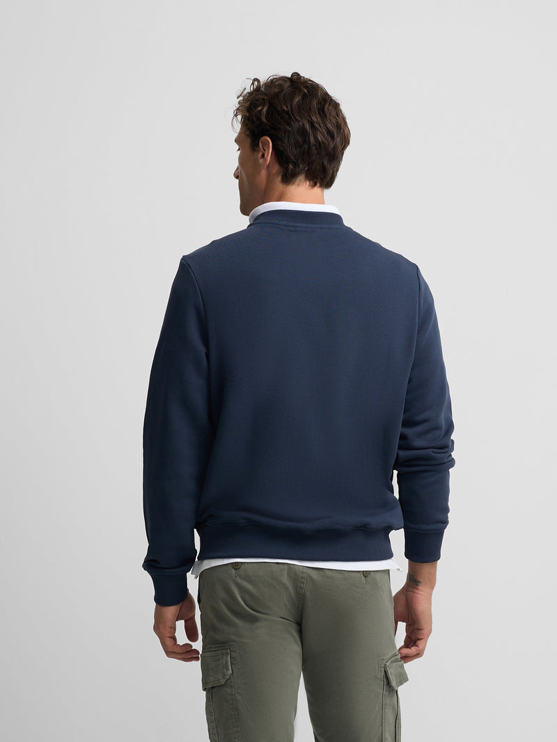 Sweatshirt com bolso bordado azul-marinho