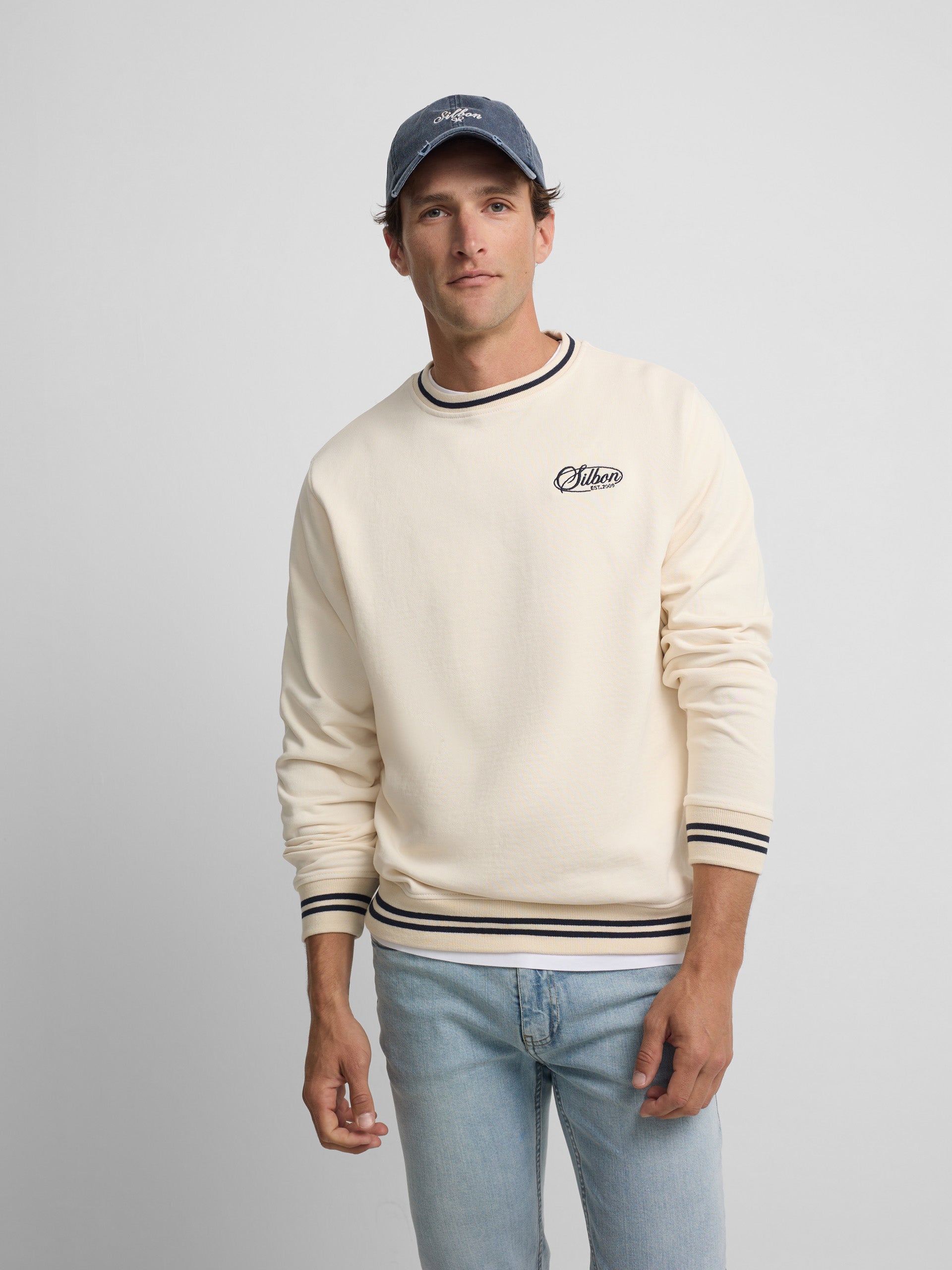 Retro cream ribbed sweatshirt