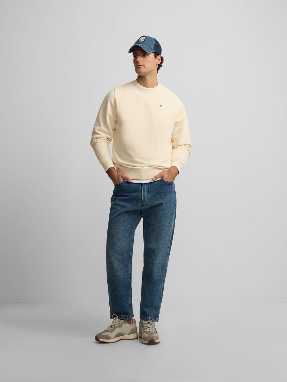 Sudadera slbn bordados crema