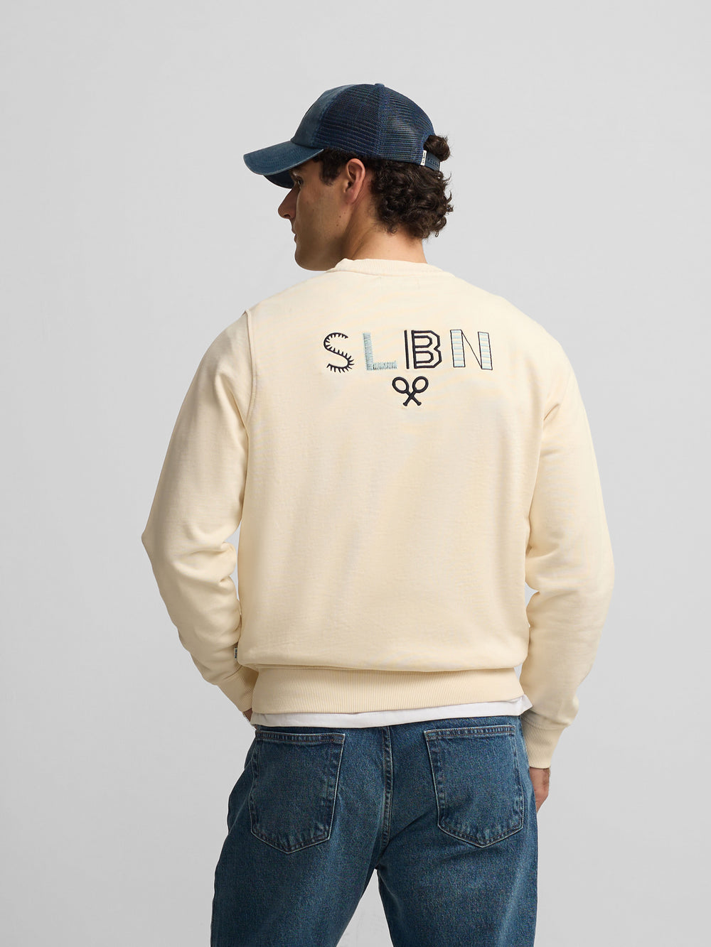 Sudadera slbn bordados crema