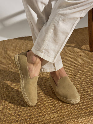 Espadrille unique en daim beige