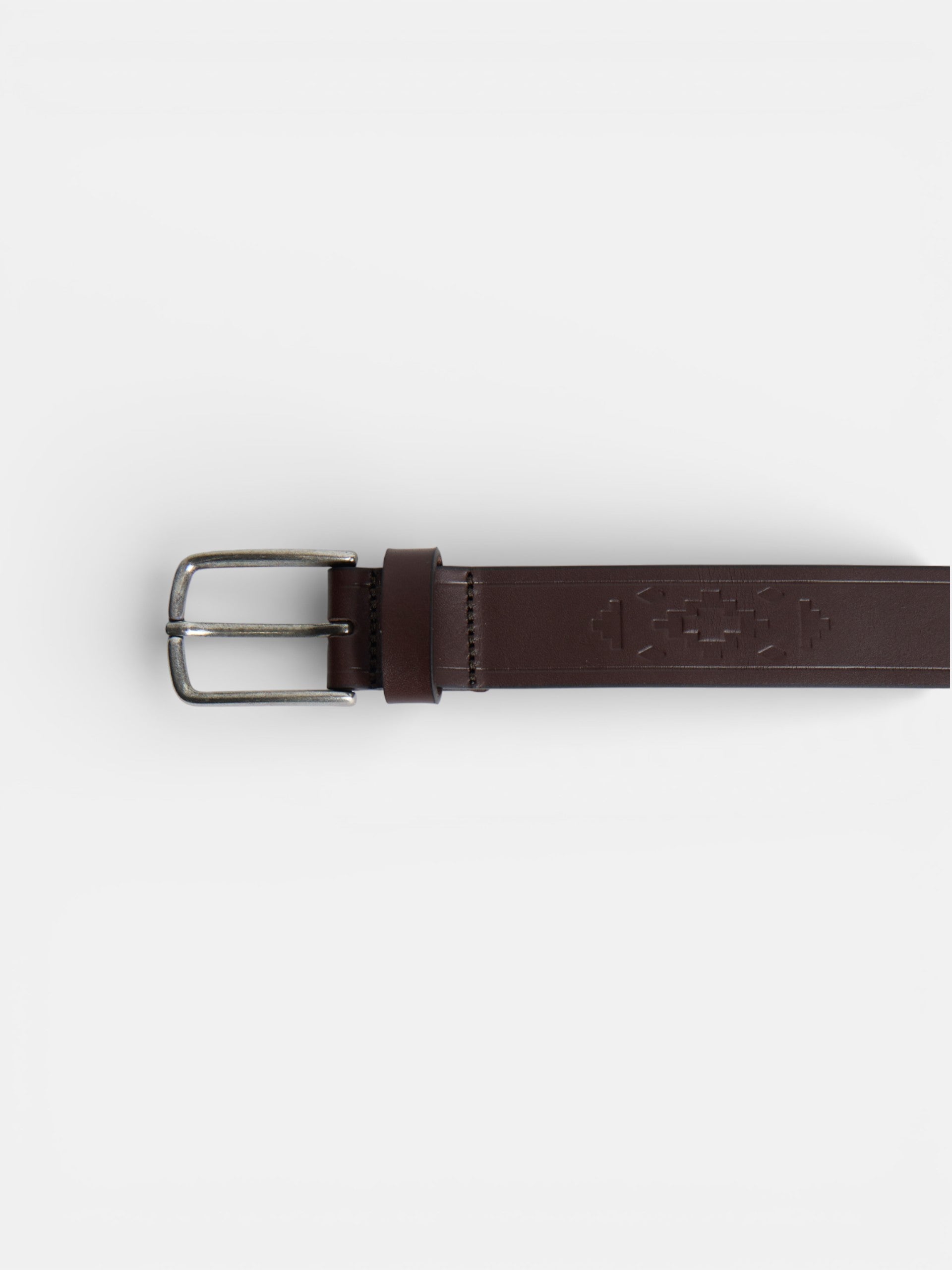 Cinturon piel grabados etnicos