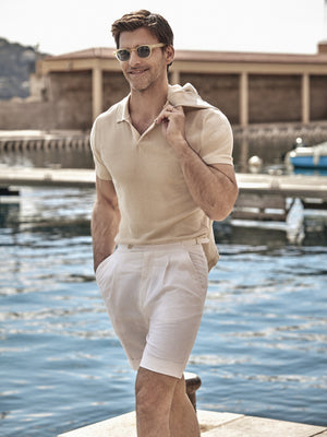White unique pleated Bermuda shorts