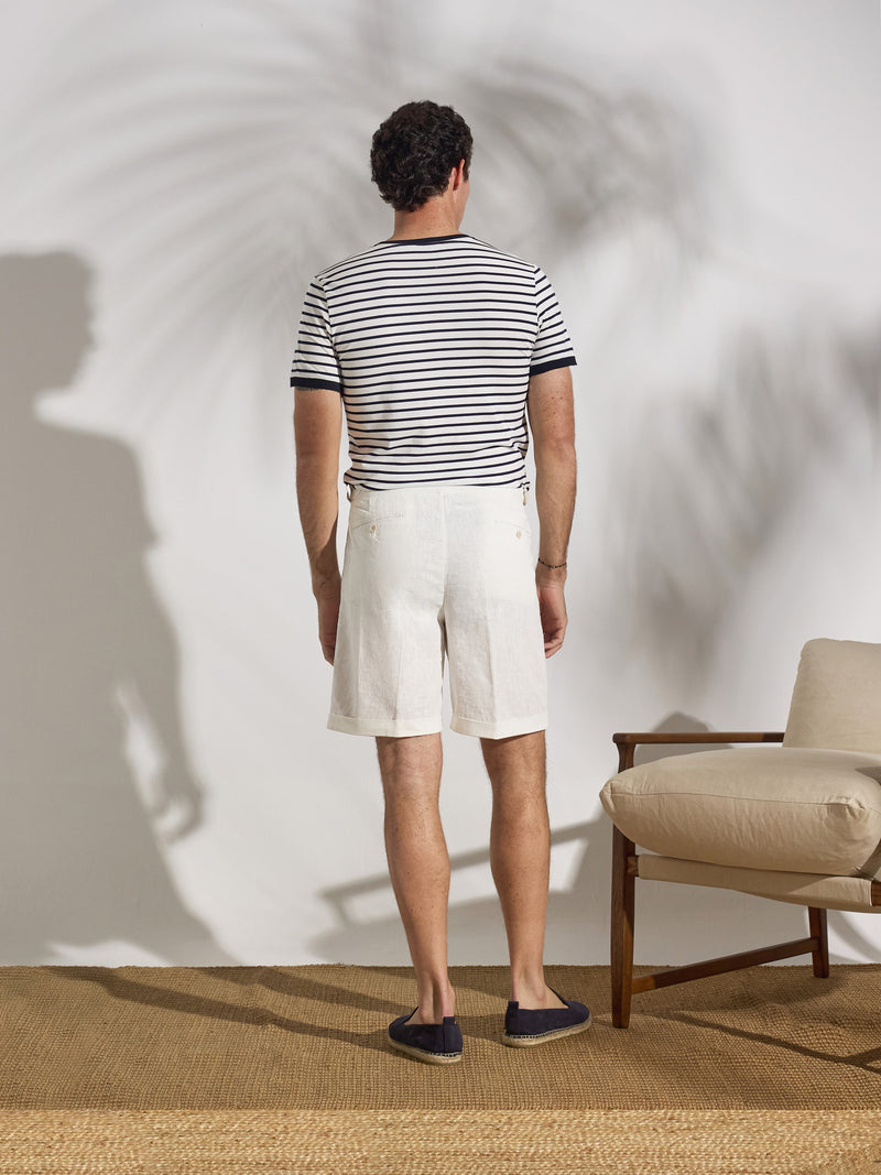 White unique pleated Bermuda shorts
