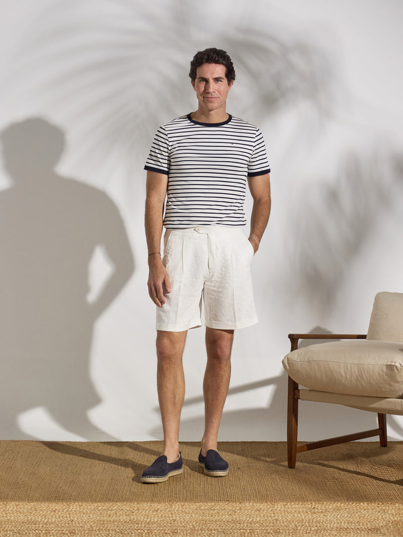 White unique pleated Bermuda shorts