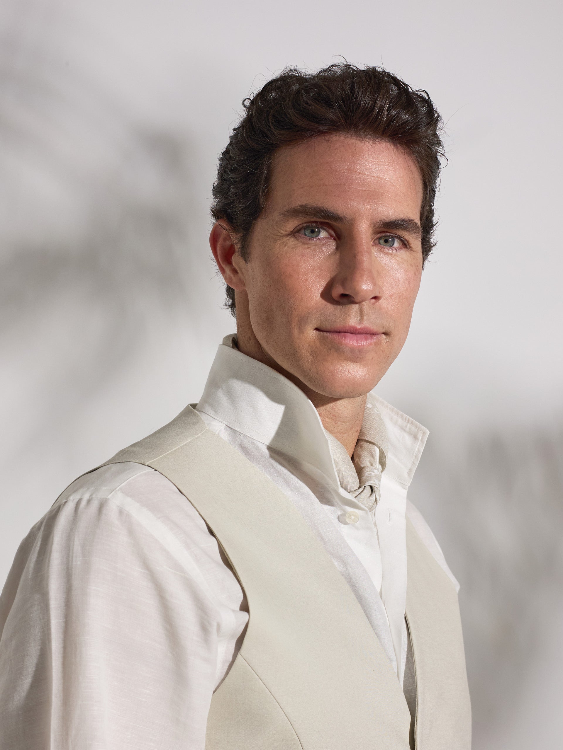 Chaleco traje unique lino piedra