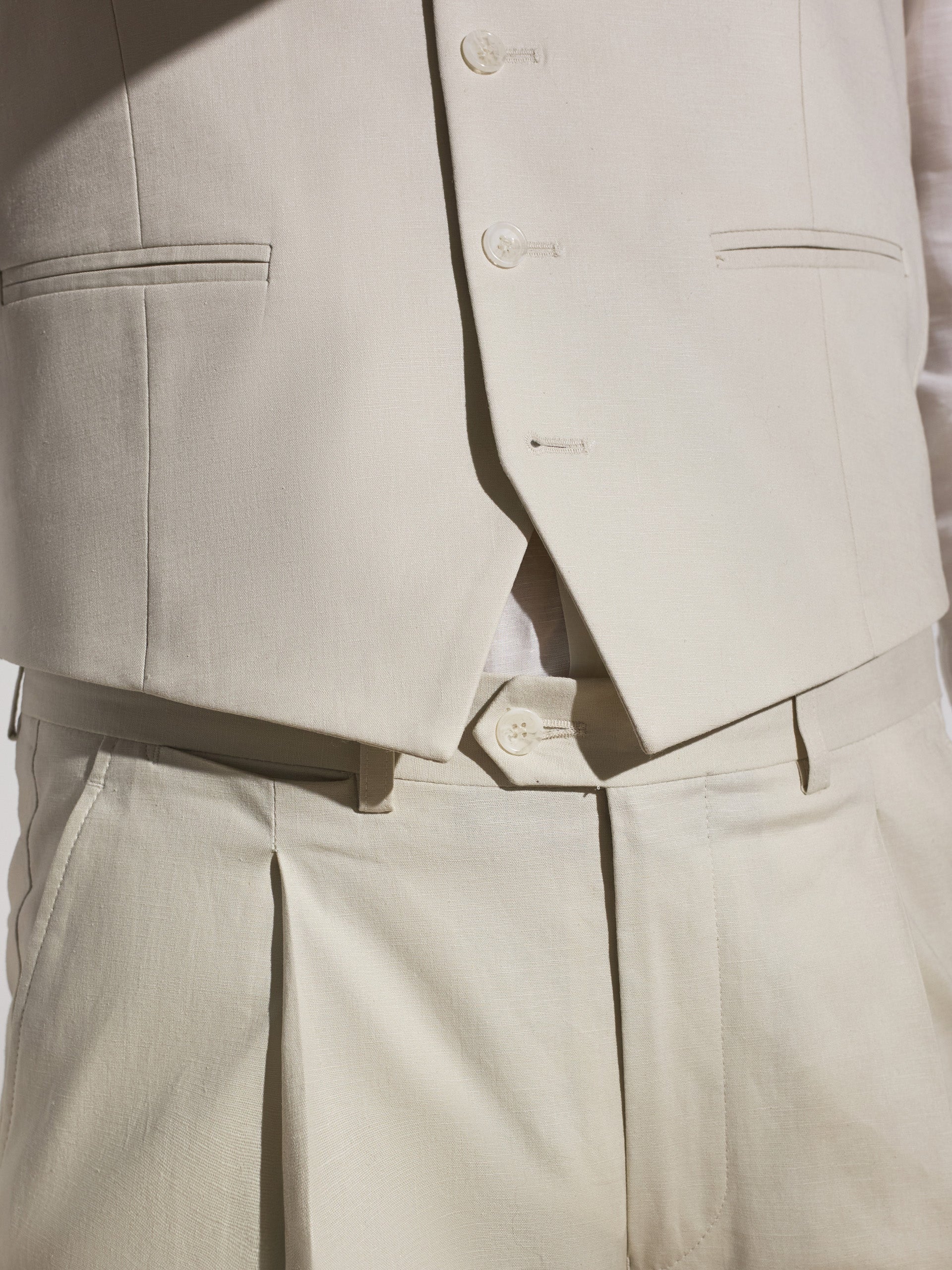 Pantalon de costume en lin unique couleur pierre