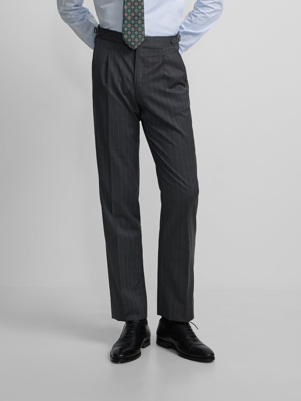 Pantalon traje cruzado raya diplomatica gris