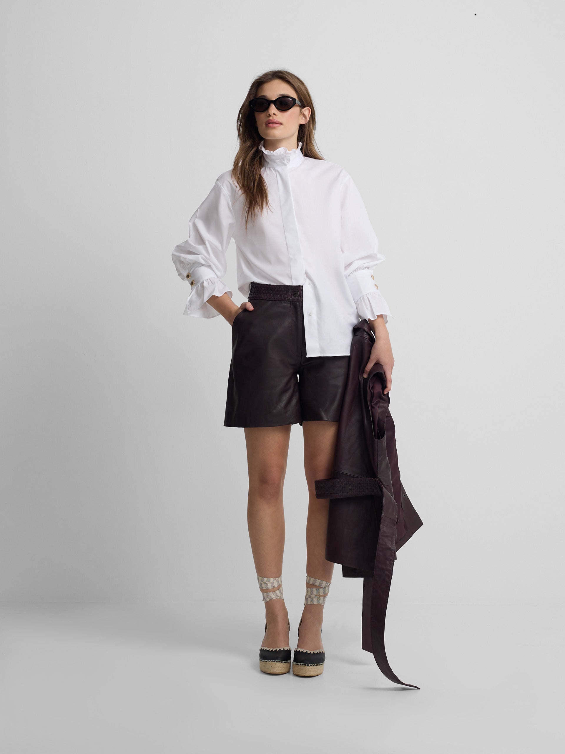 Bermuda piel trenzada burdeos