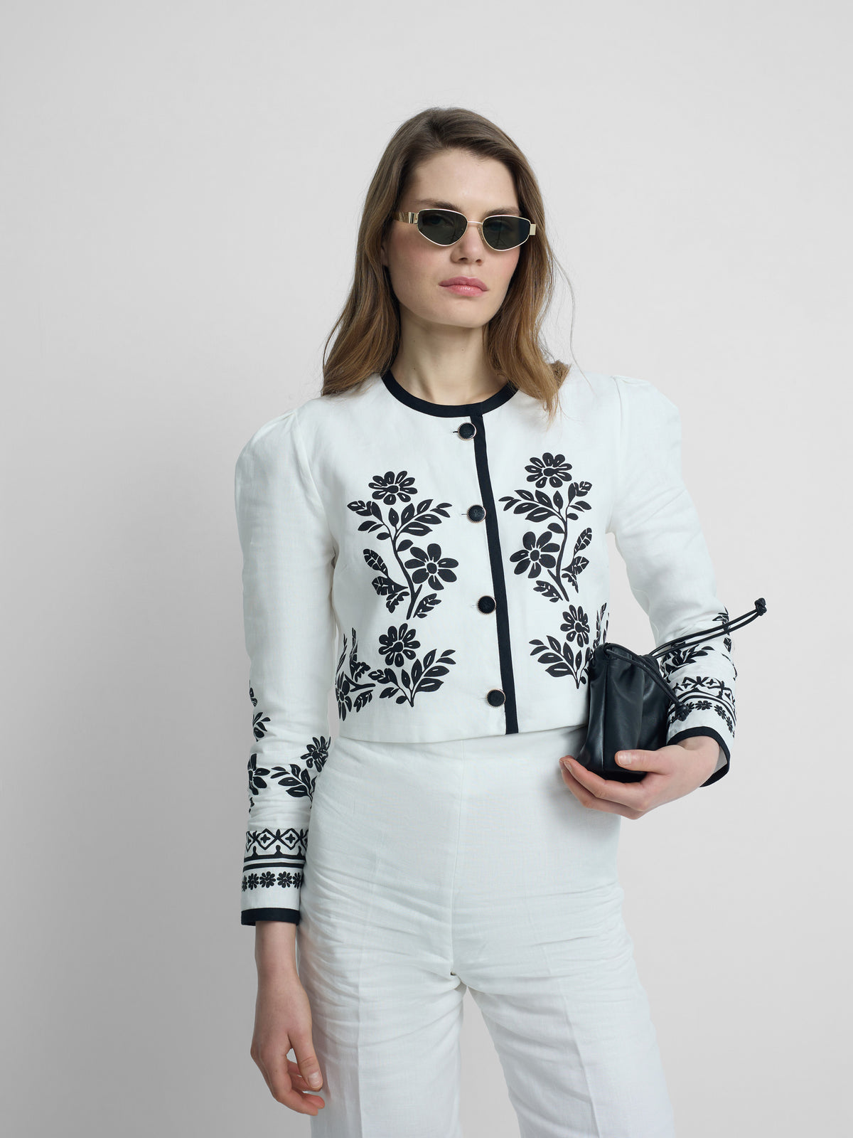 Casaco curto de linho estampado branco