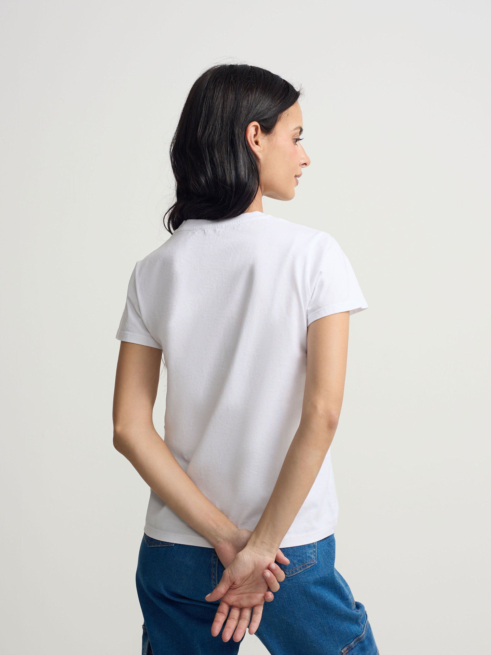 T-shirt blanc Silbon pour femme avec des gribouillis