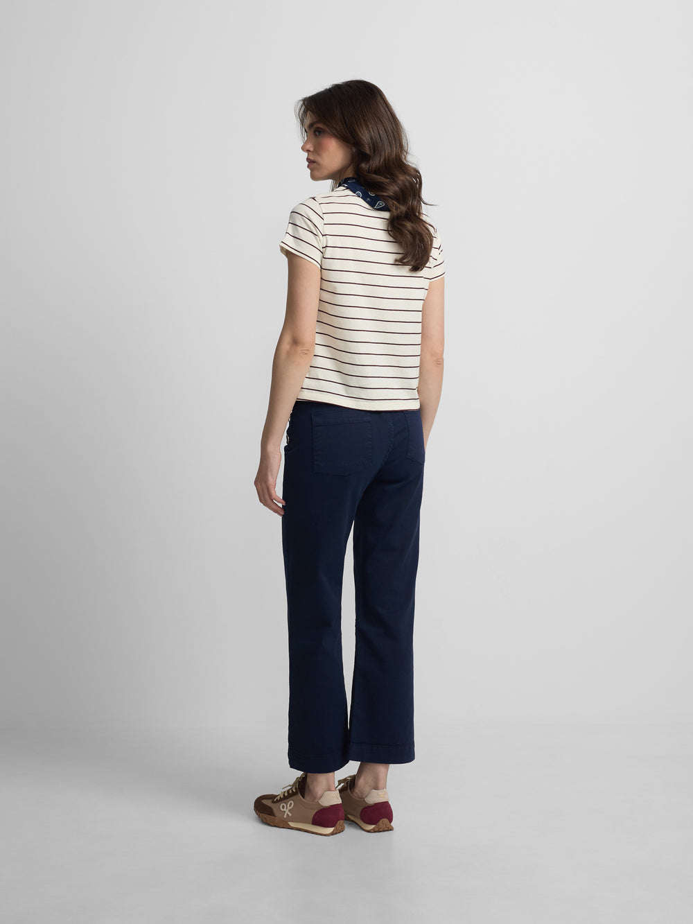 Camiseta woman aplique silbon bandana morada