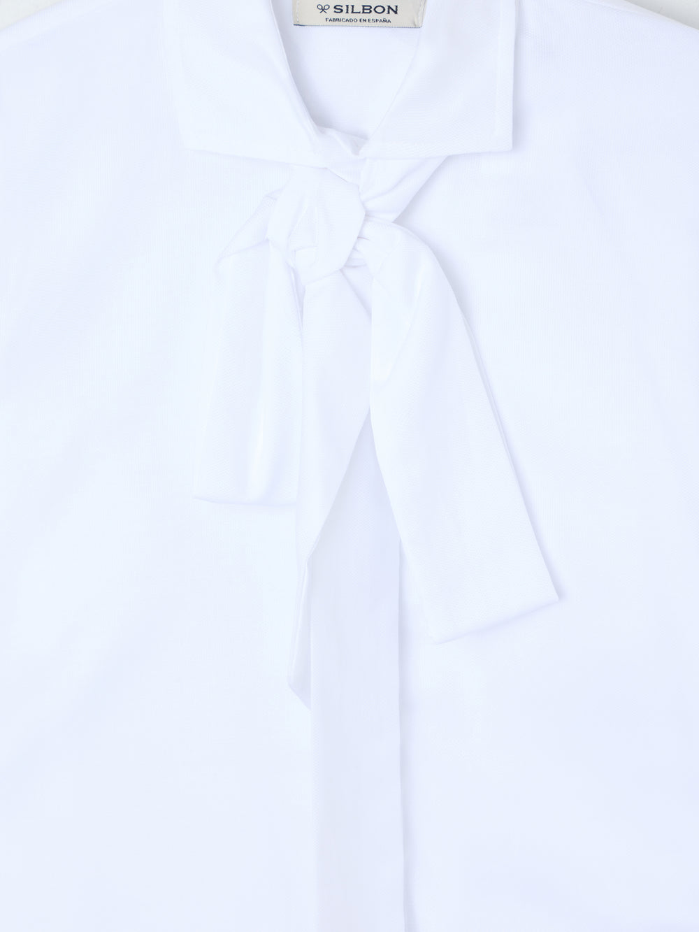 Camisa lazada blanca