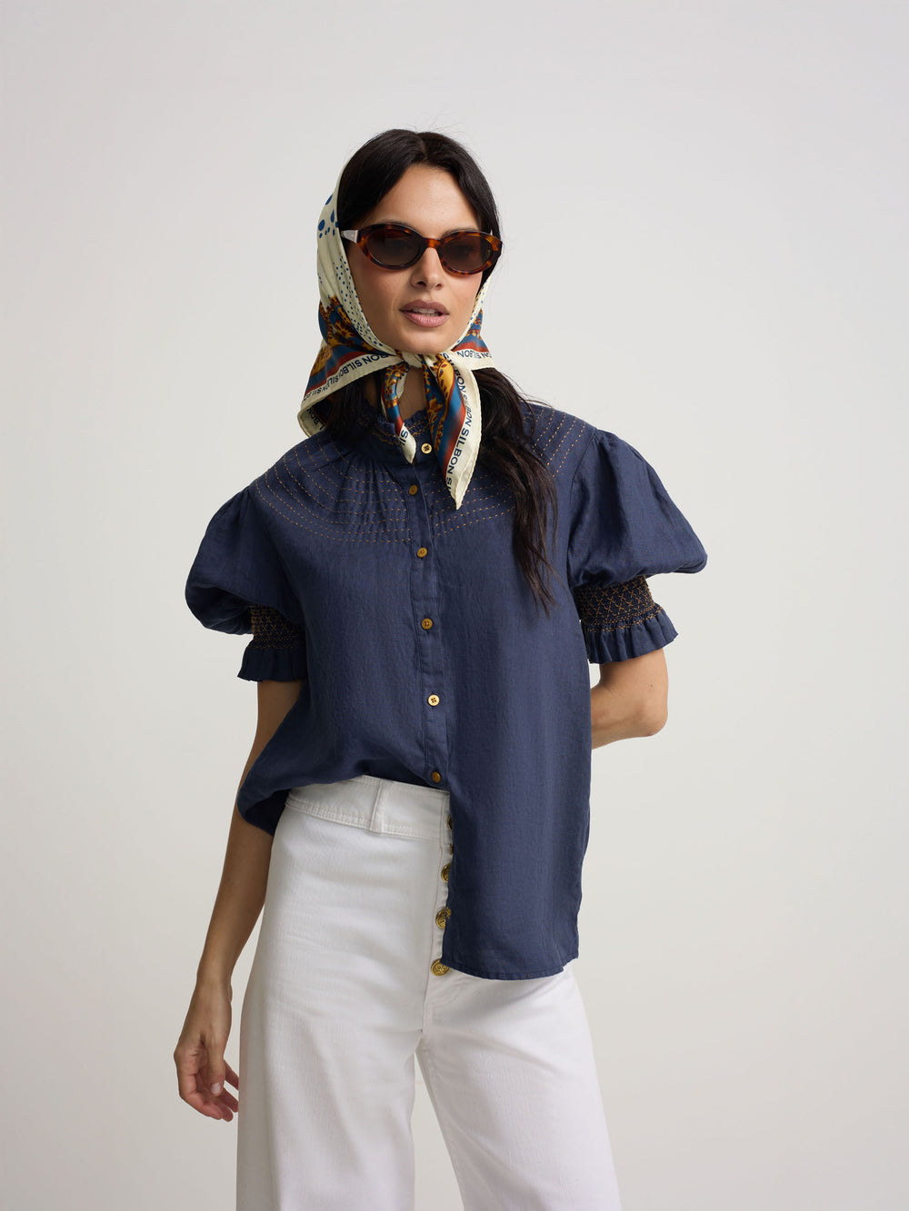 Camisa fruncida manga corta lino marino