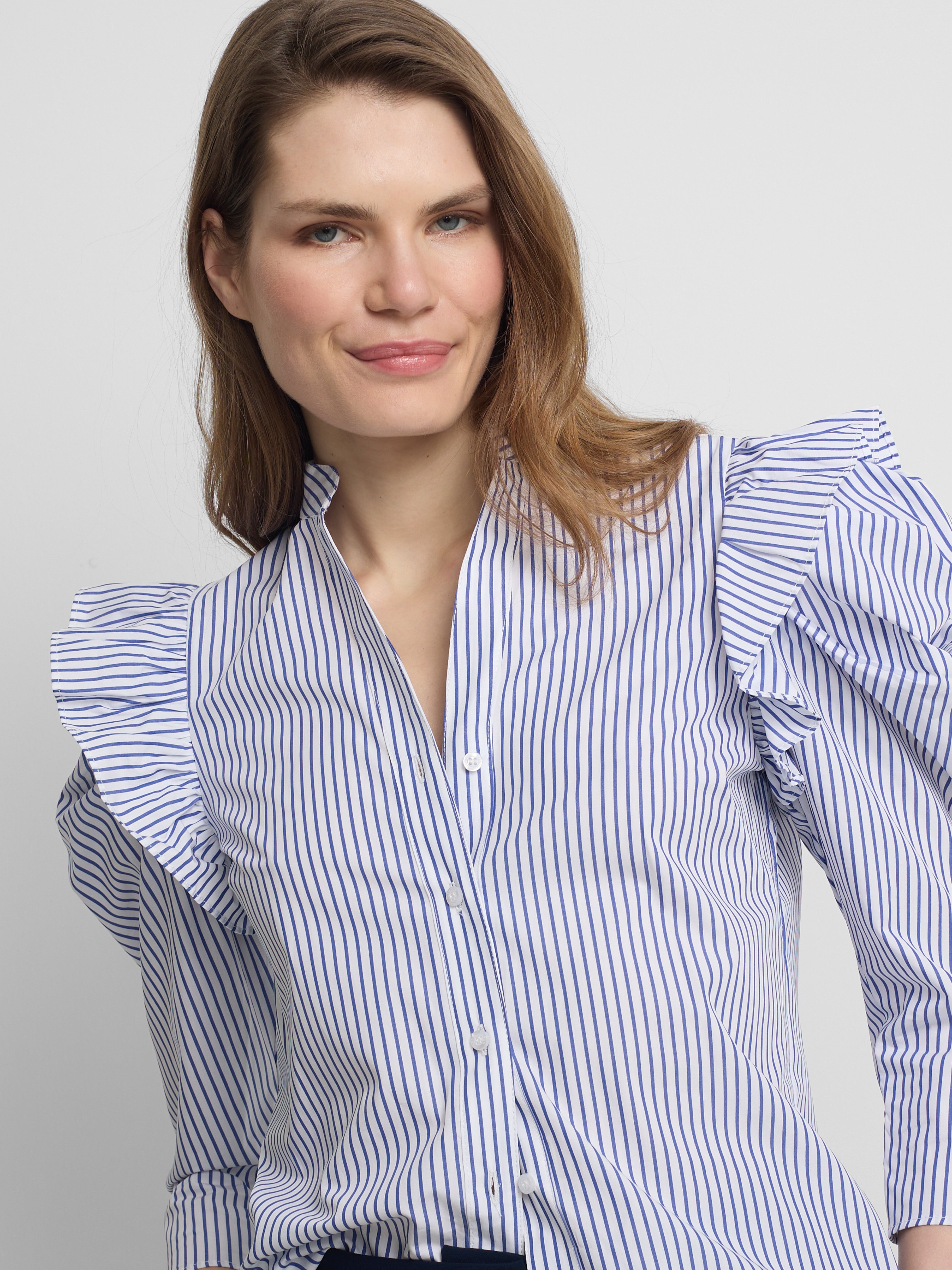 Camisa manga abullonada rayas azules y blancas