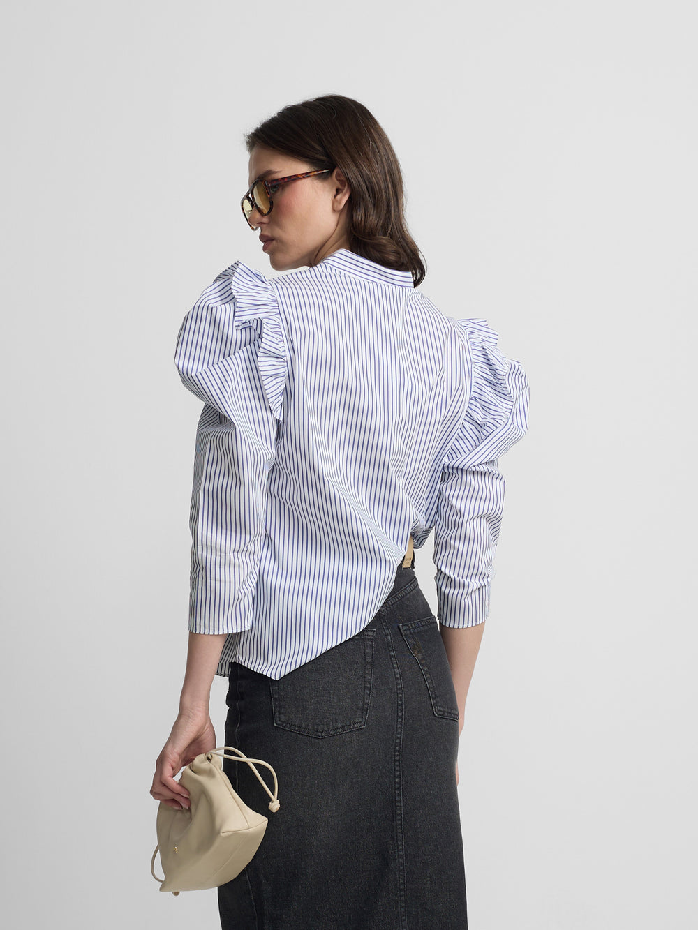 Camisa manga abullonada rayas azules y blancas