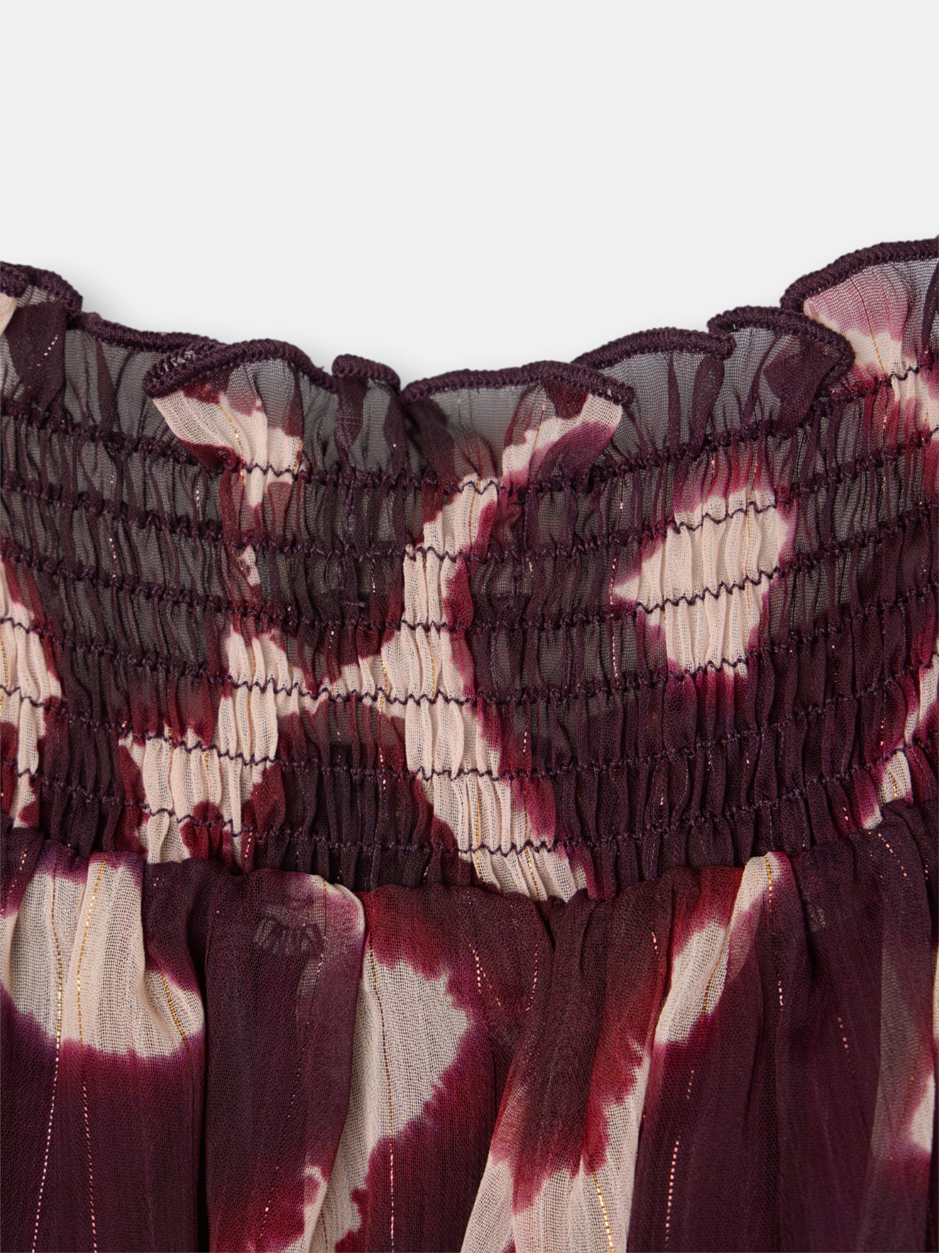 Blusa franzida estampada em tons de castanho